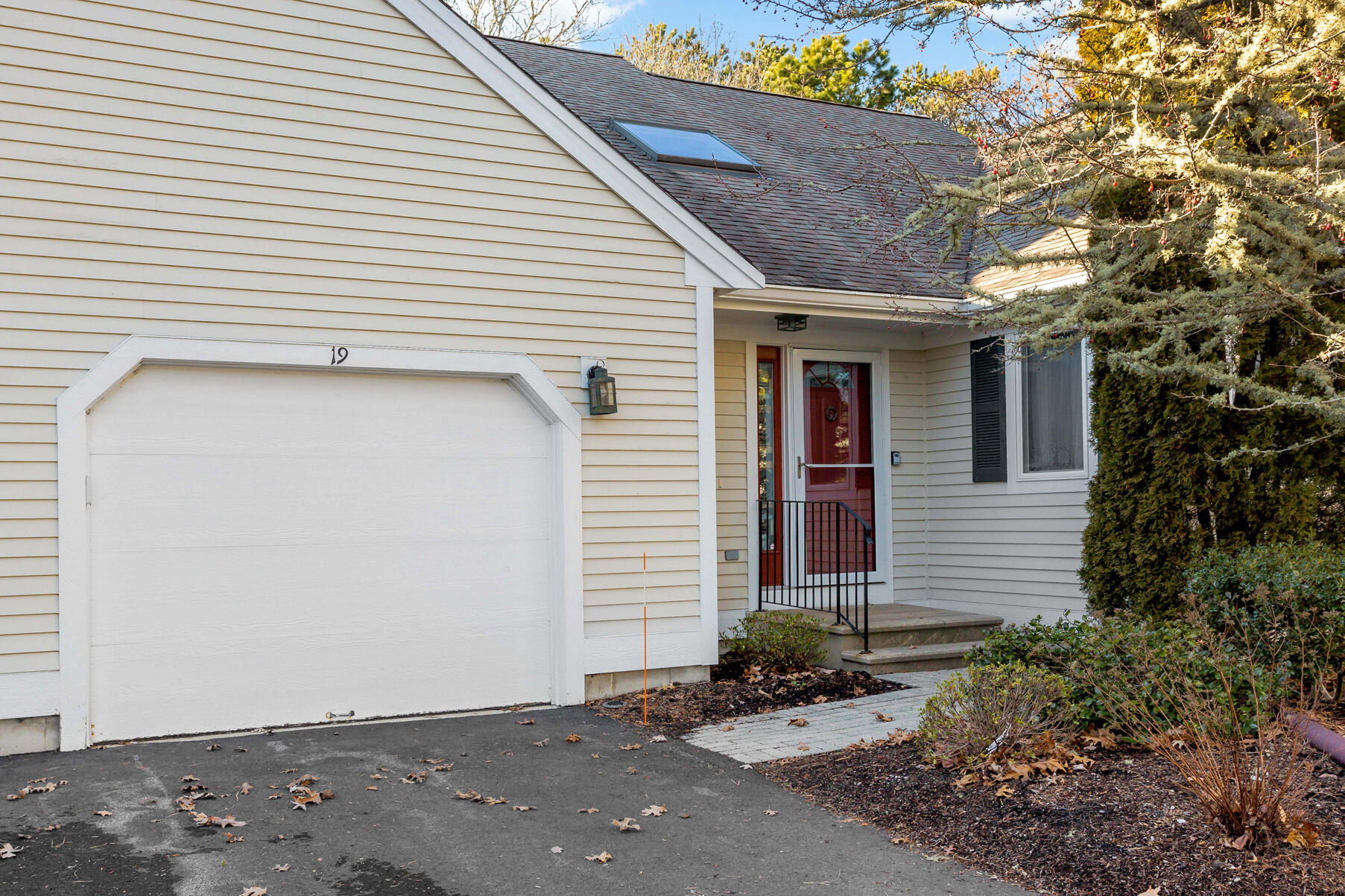 19 Executive Drive