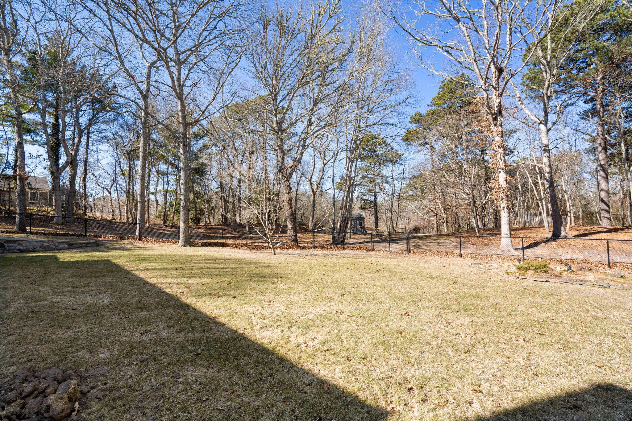 1 Howland Lane