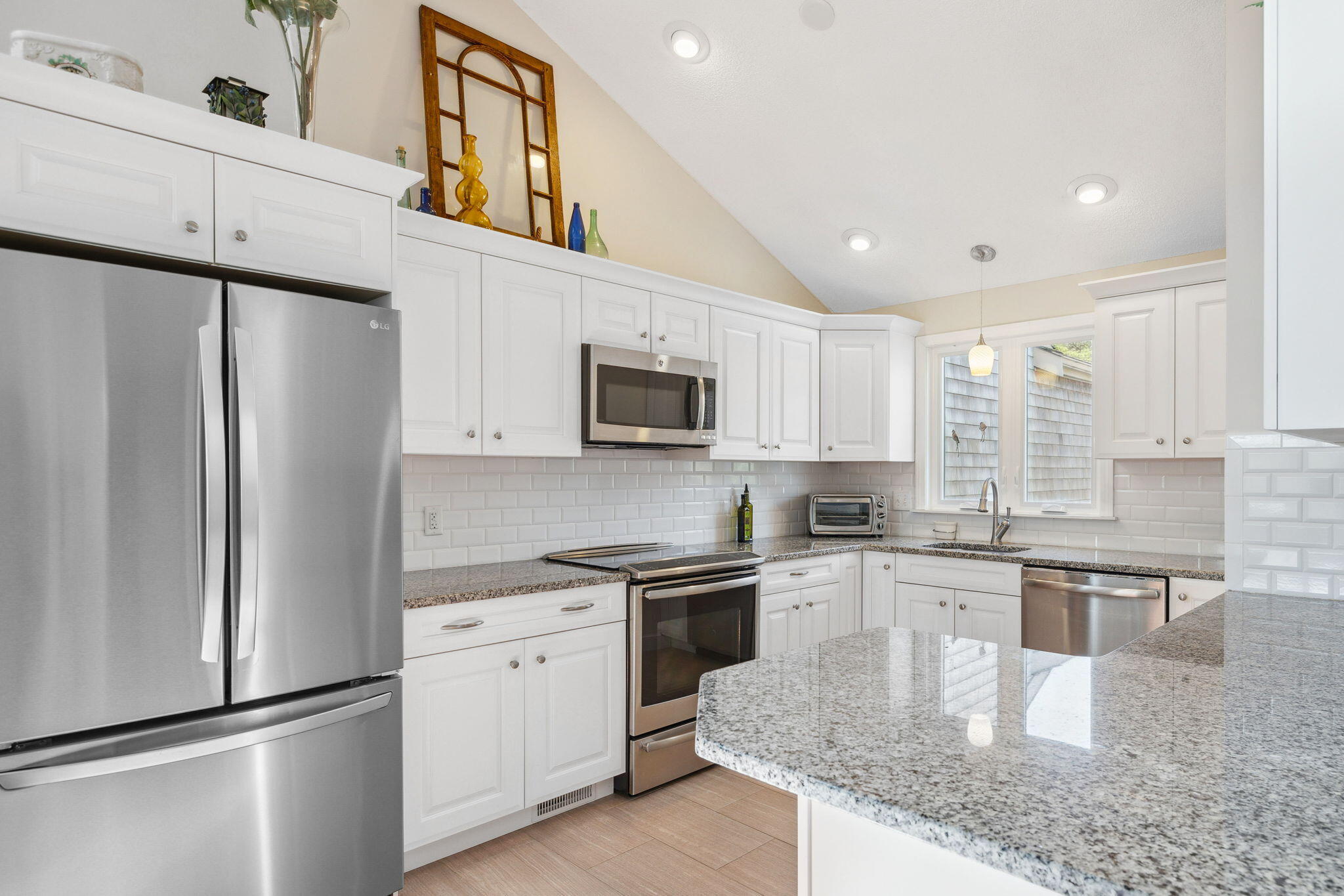 288 Riverbay Way