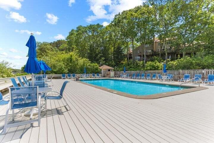 288 Riverbay Way