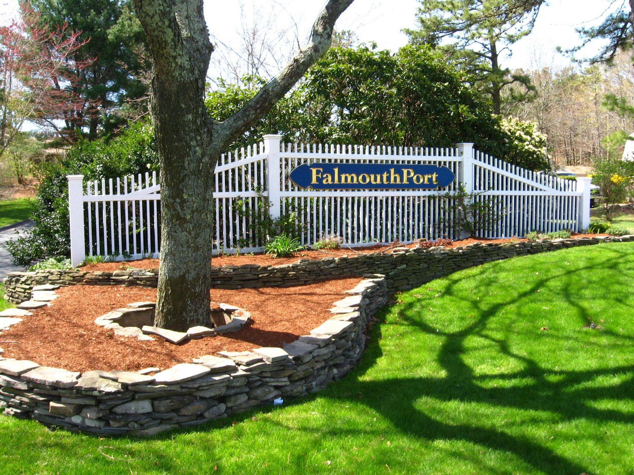 288 Riverbay Way