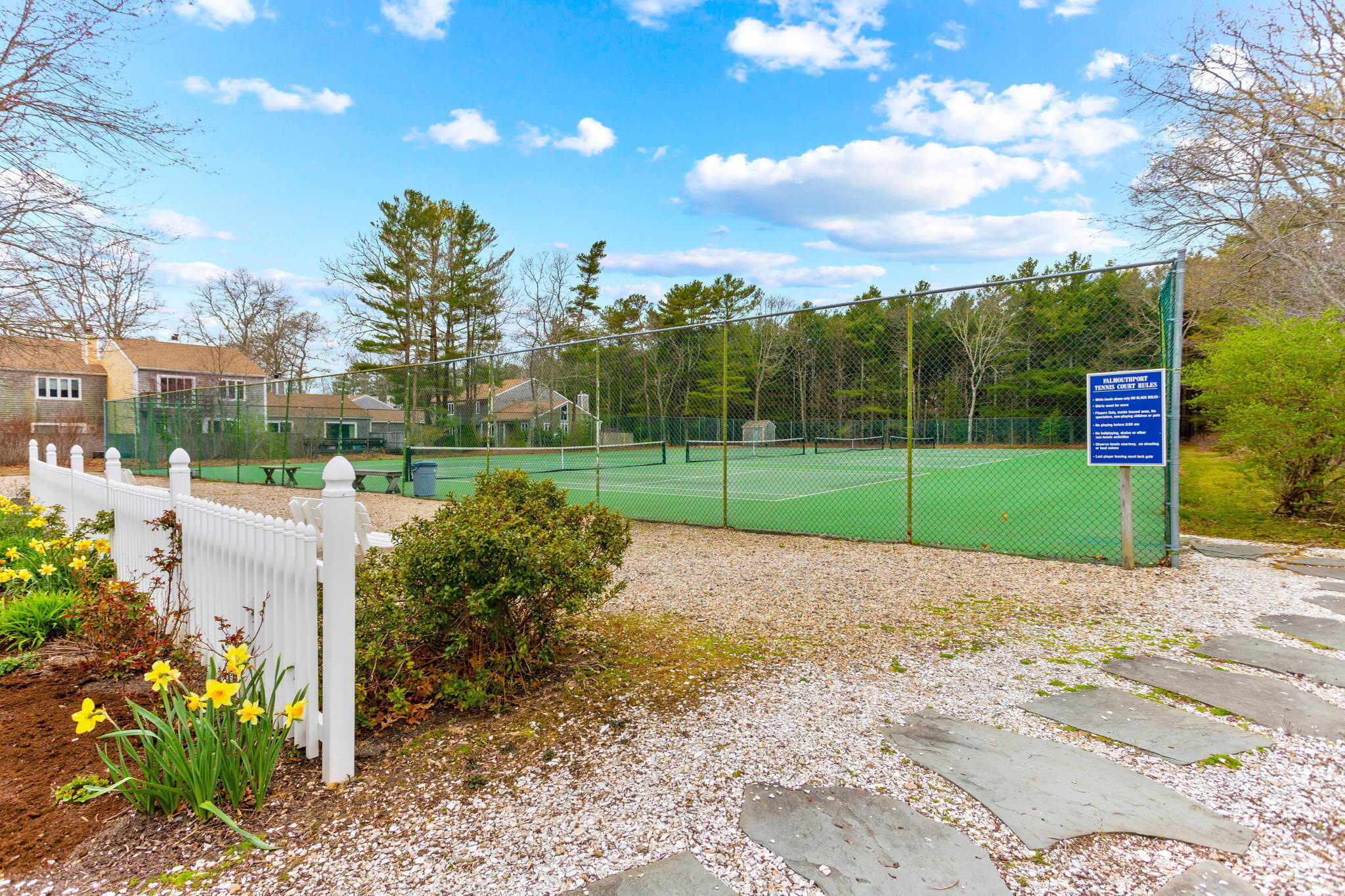 288 Riverbay Way