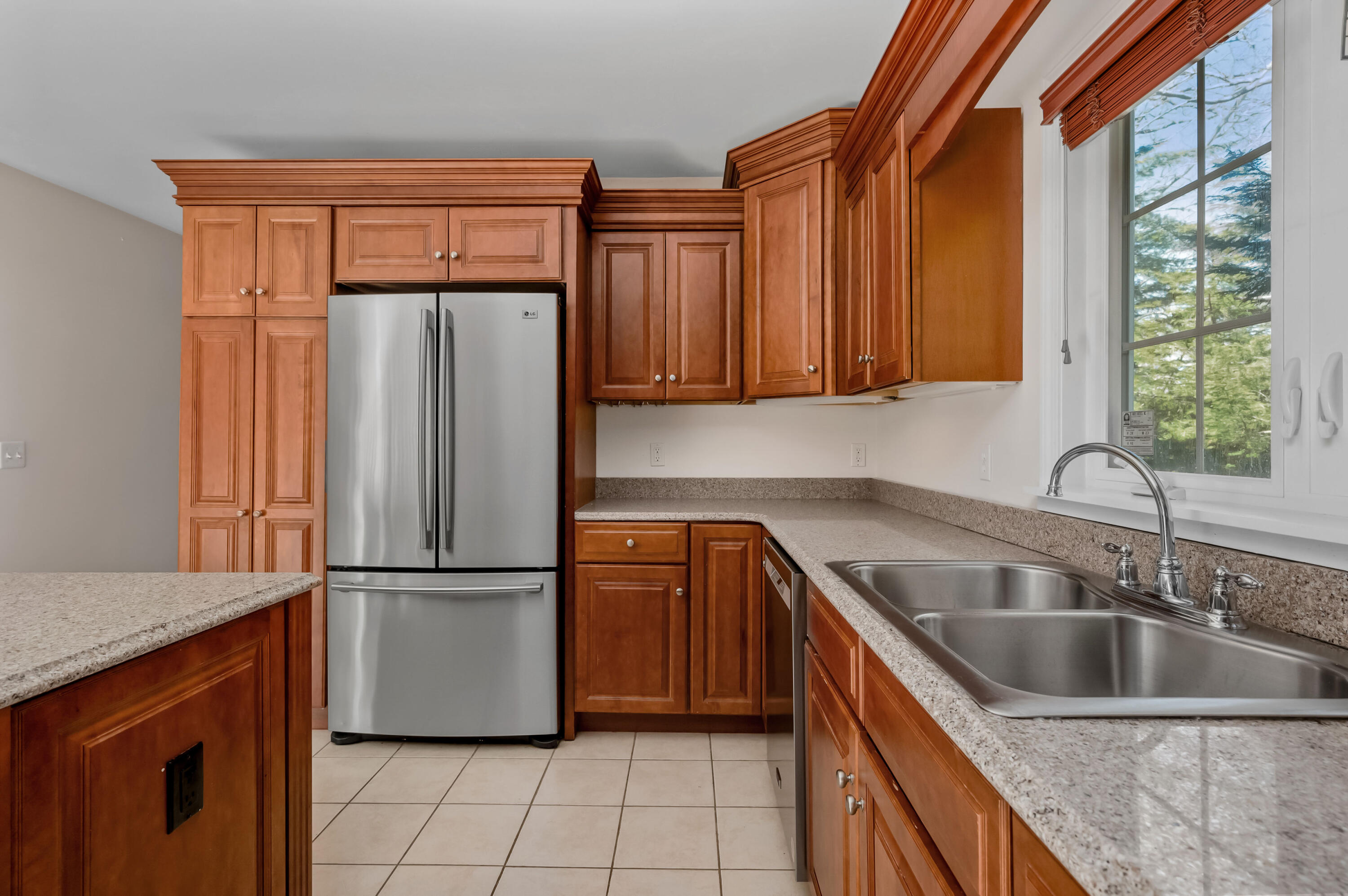 2 Centerville Avenue