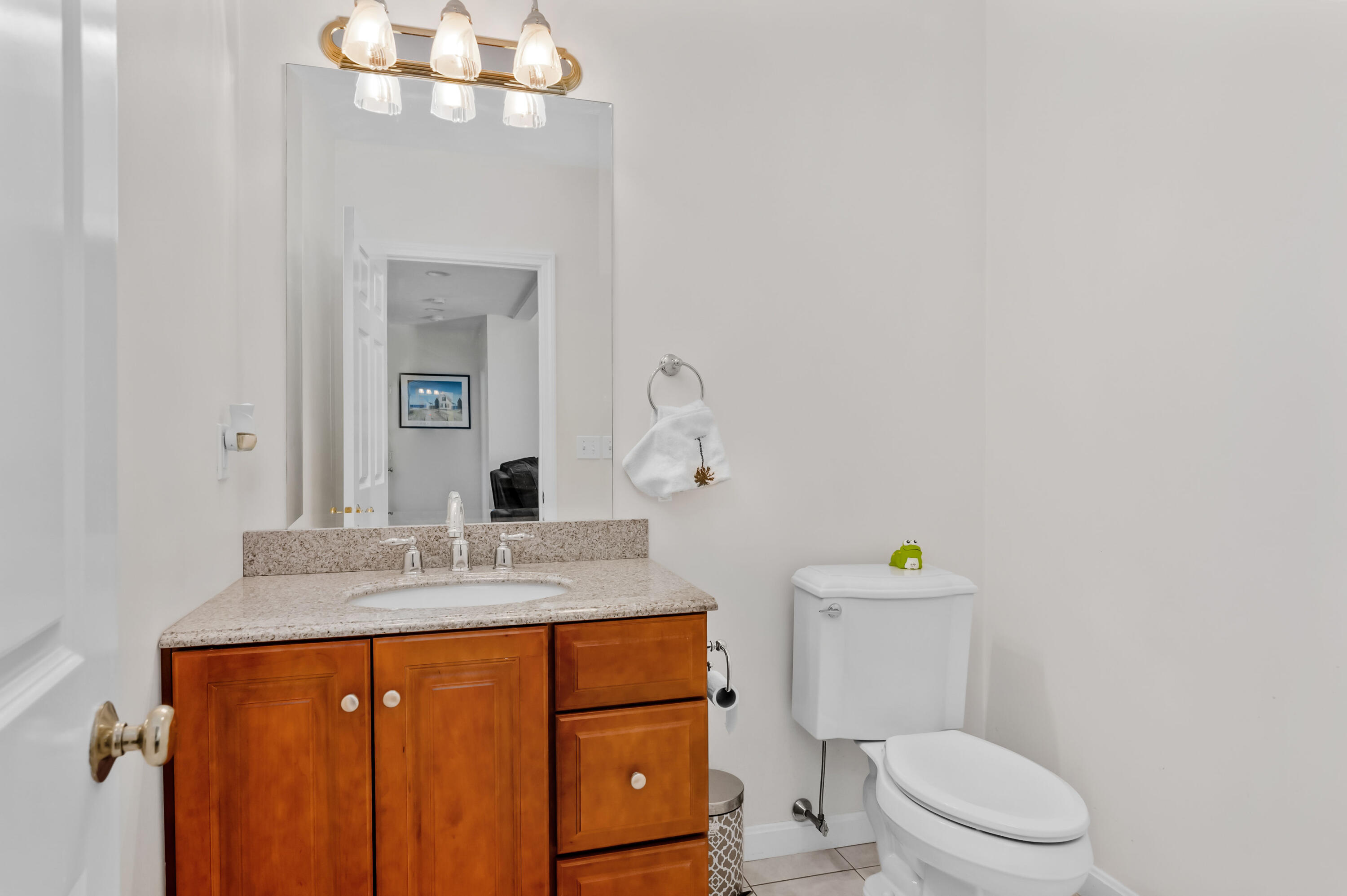 2 Centerville Avenue