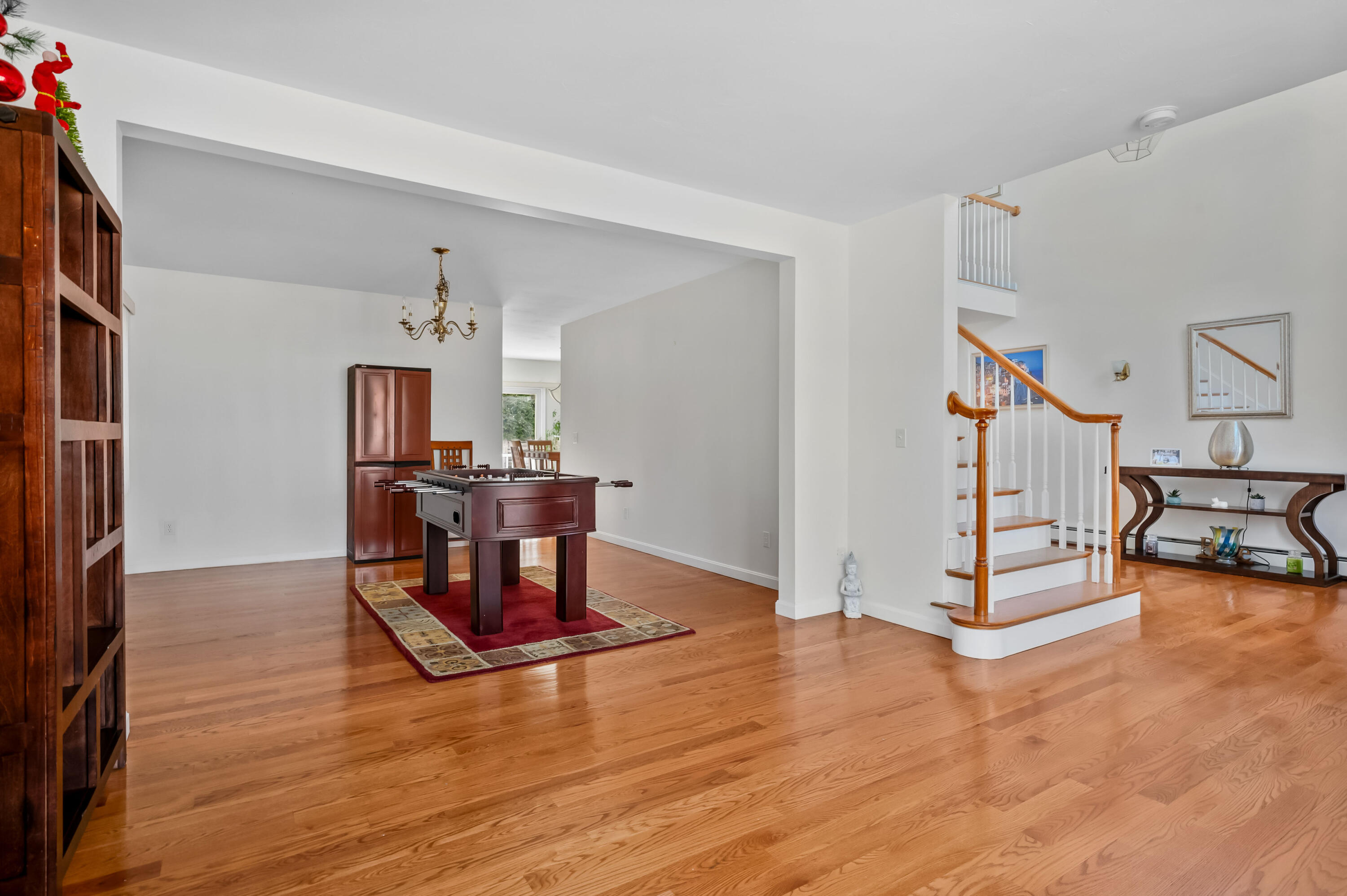 2 Centerville Avenue