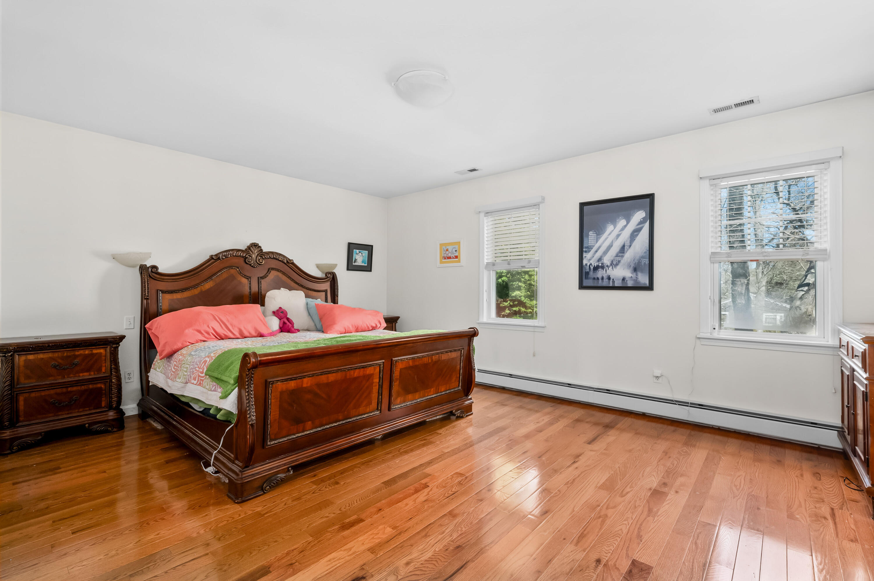 2 Centerville Avenue