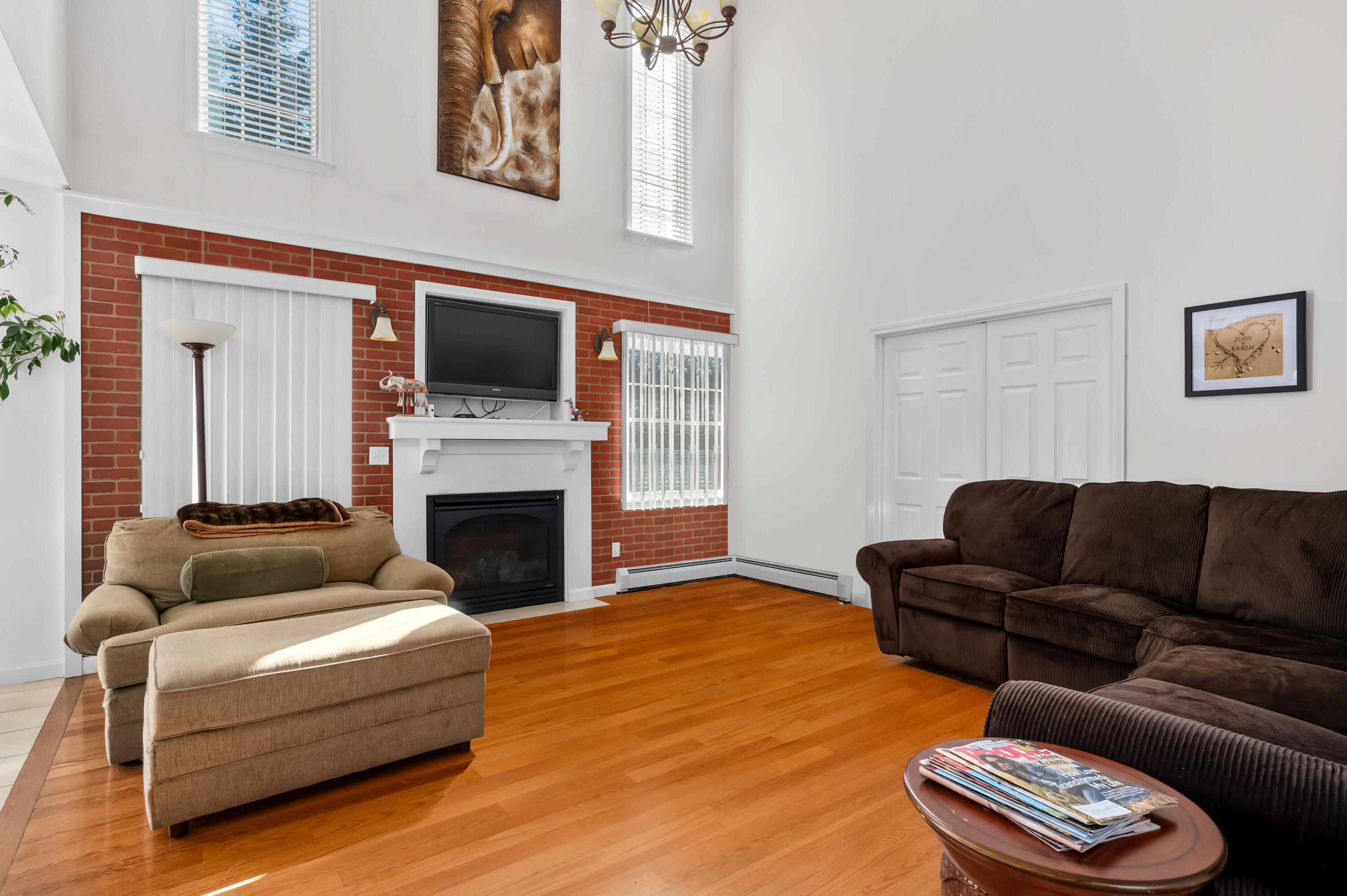 2 Centerville Avenue