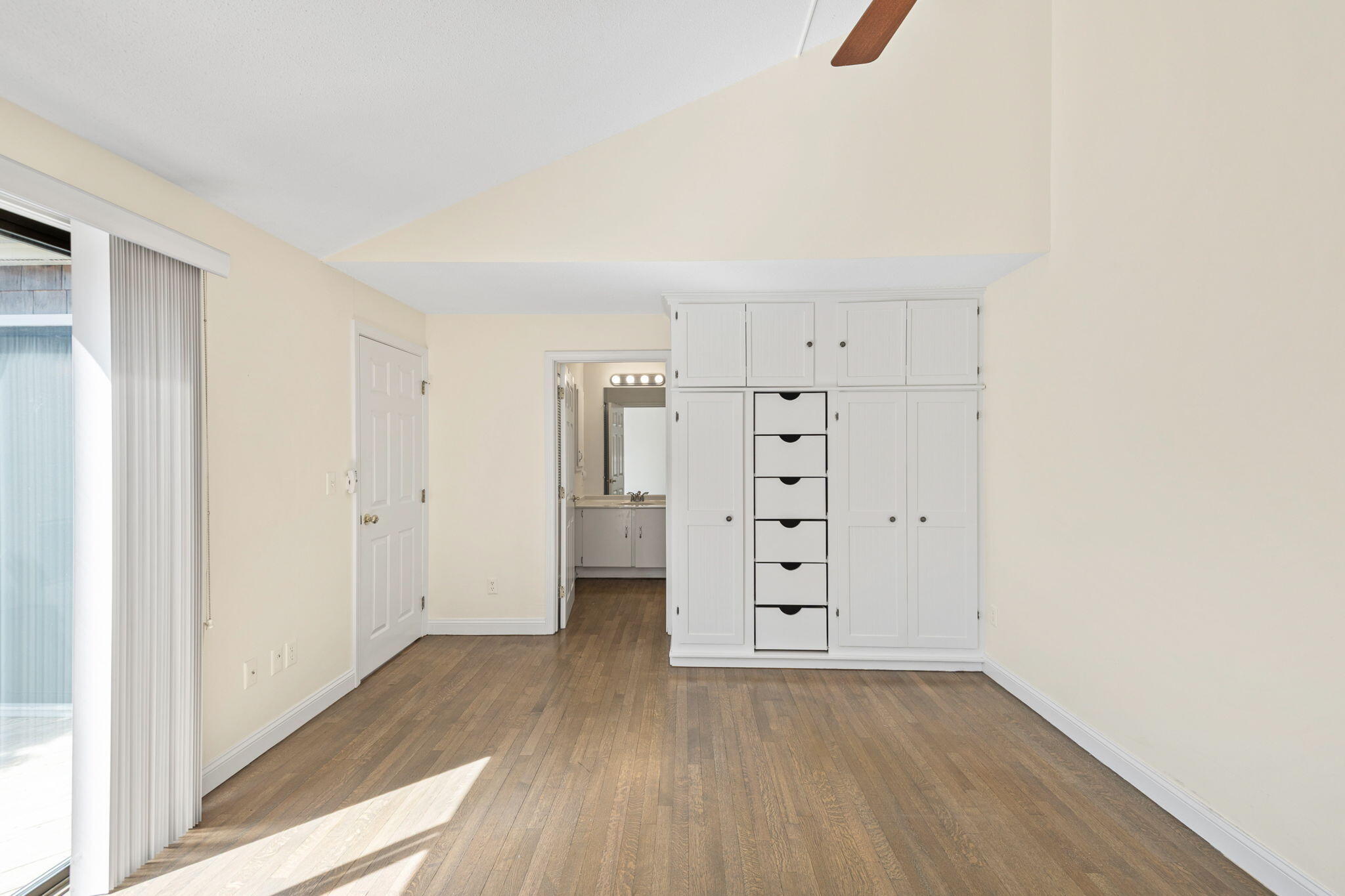 273 Seaward Bend