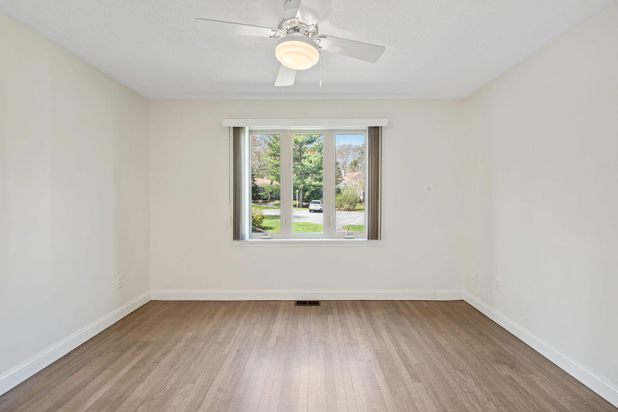 273 Seaward Bend