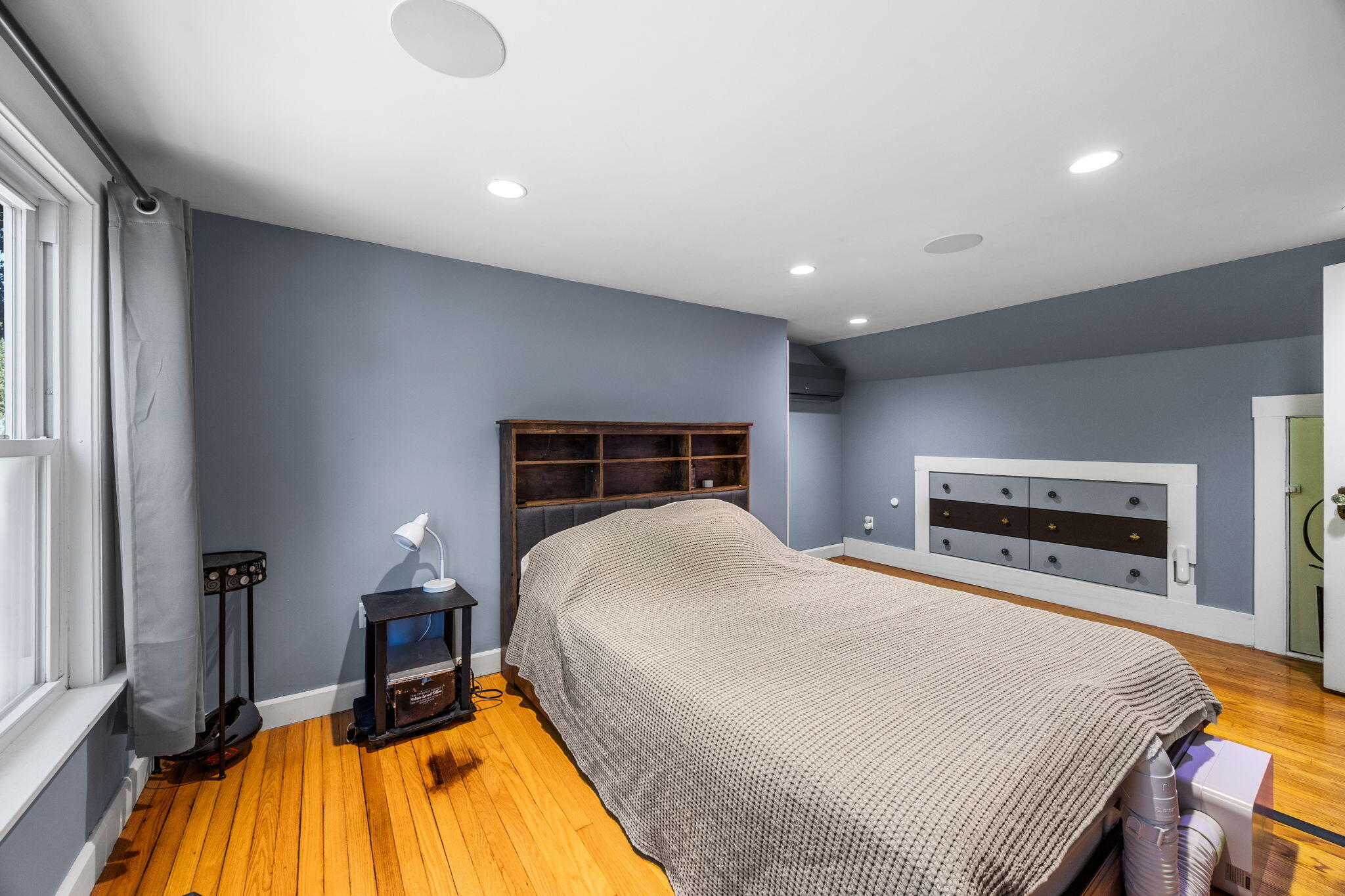 33 Buzzards Bay Avenue