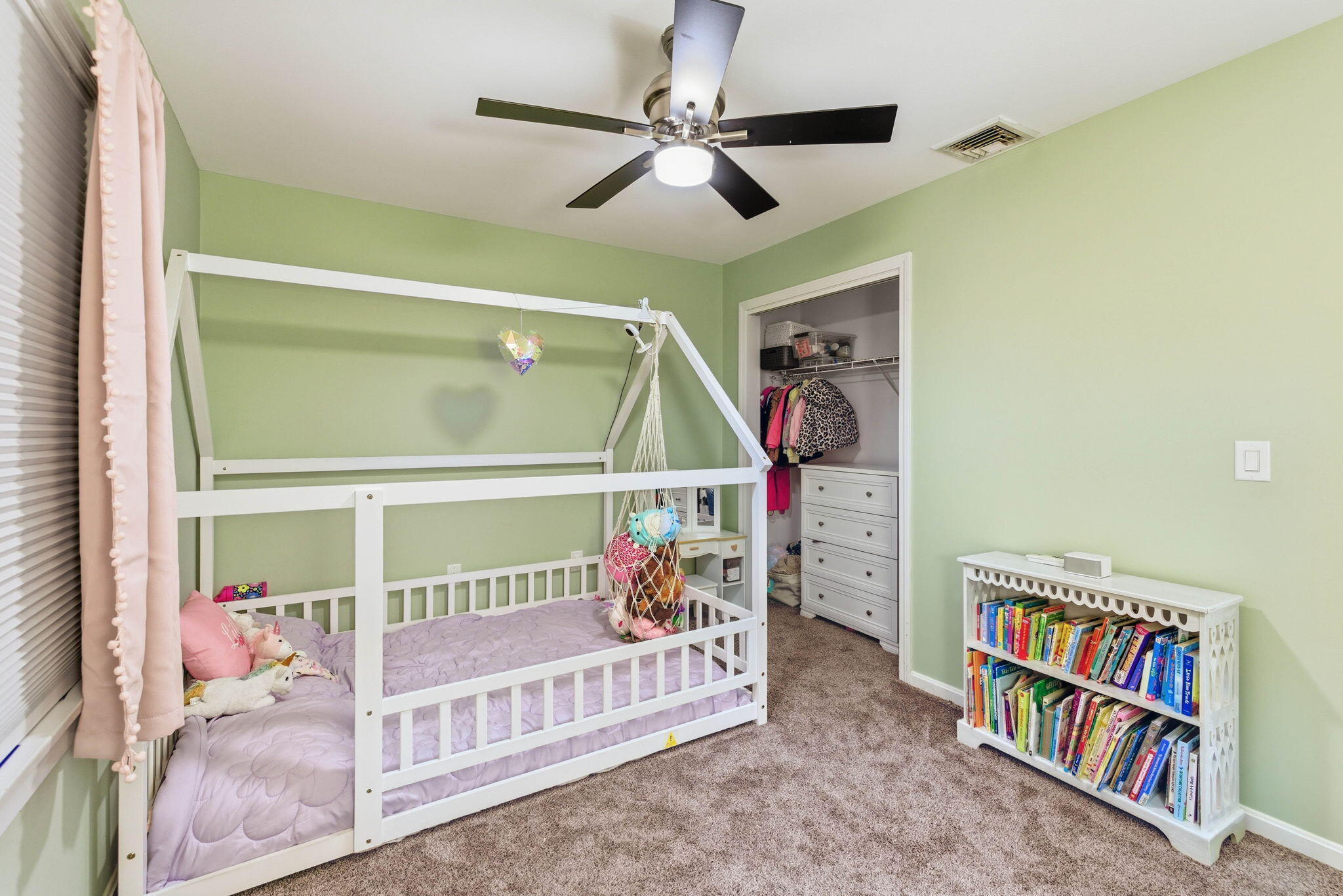 5 Carver Square Boulevard Unit: UNIT 5