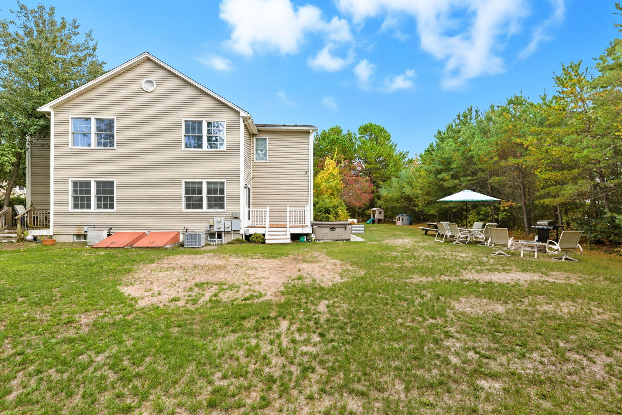 5 Carver Square Boulevard Unit: UNIT 5