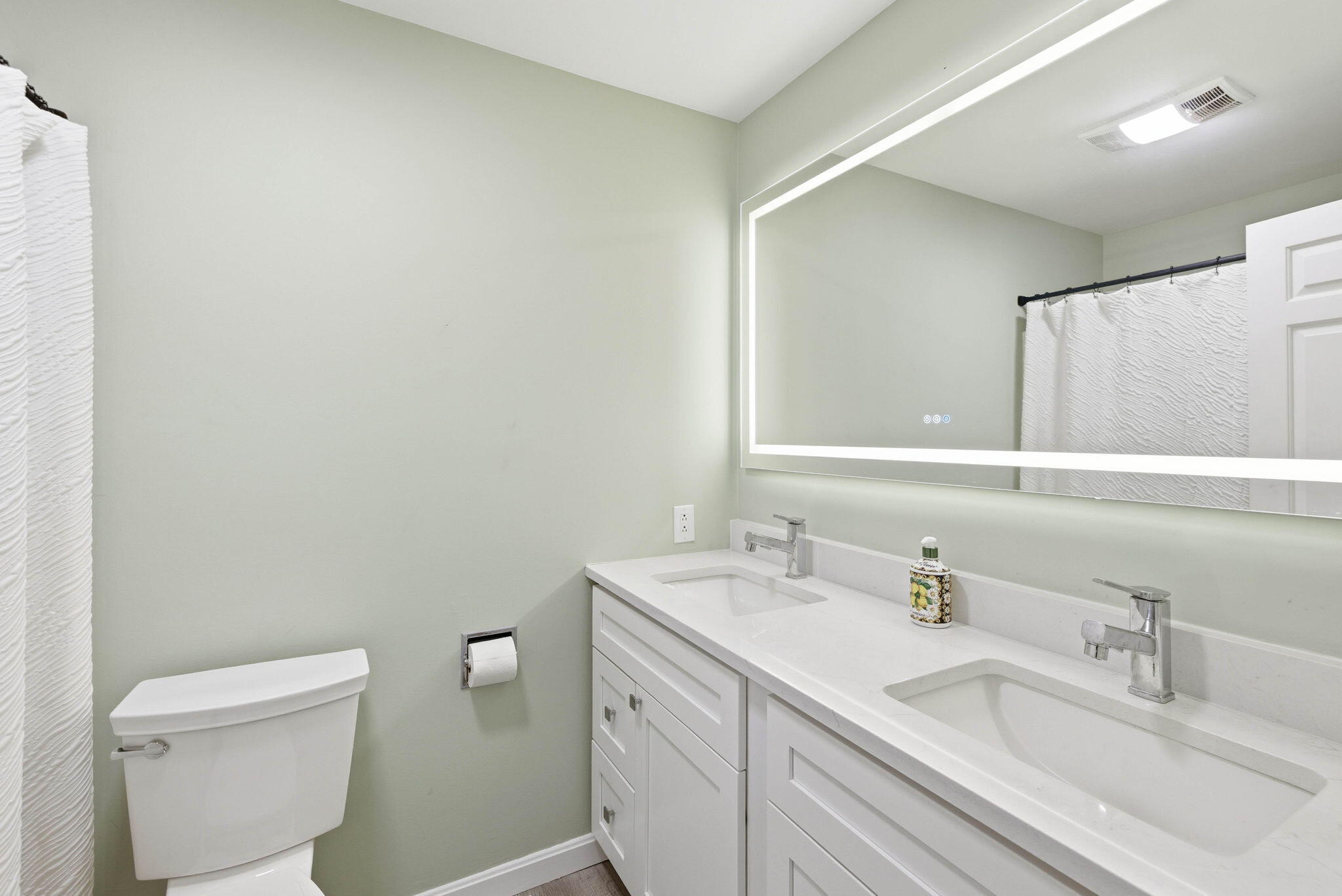 5 Carver Square Boulevard Unit: UNIT 5
