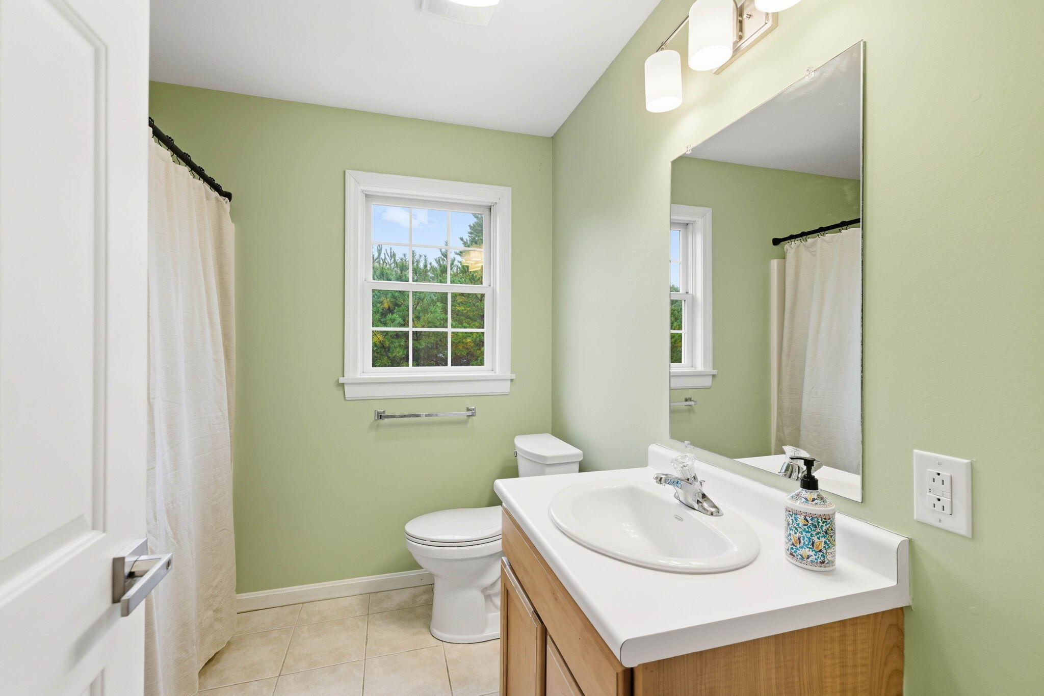 5 Carver Square Boulevard Unit: UNIT 5