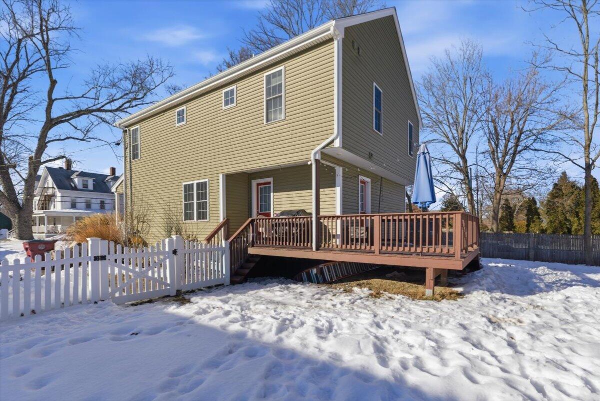 75 Oak Street
