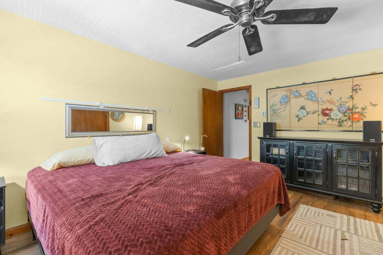 300 Falmouth Road APT 20C