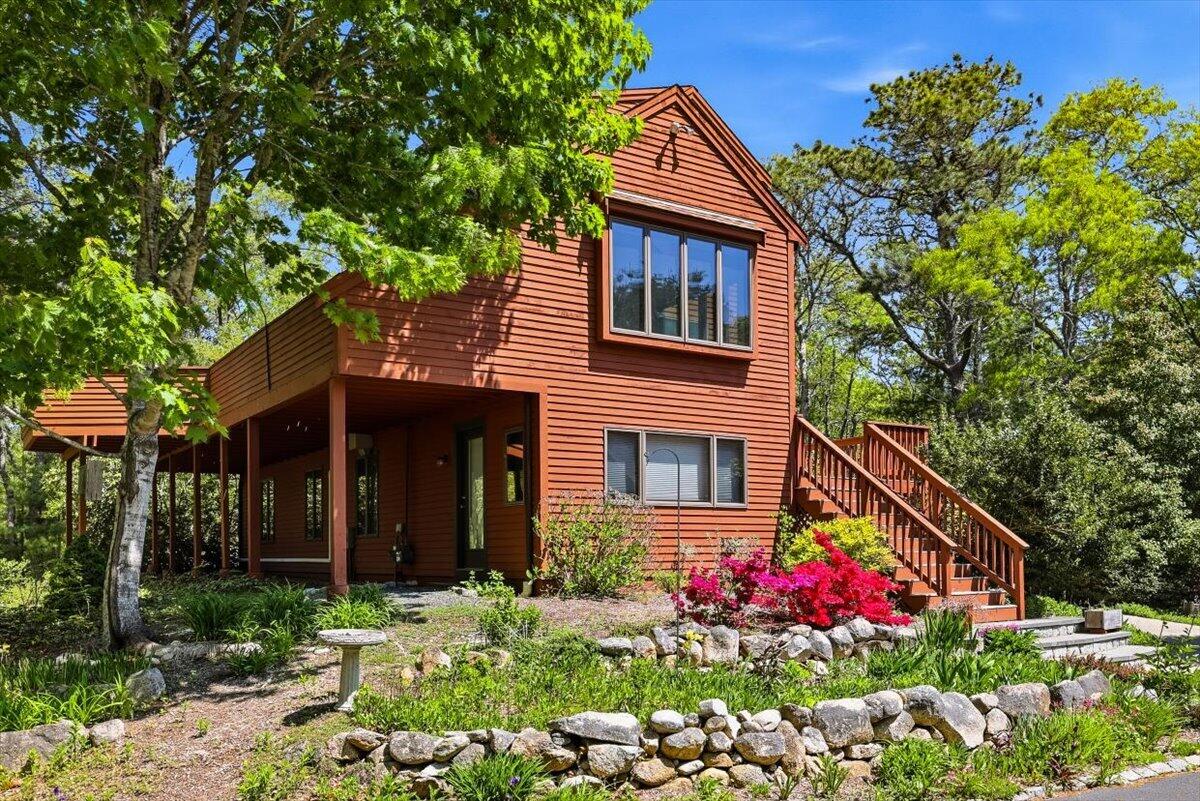 99 Rockledge Drive