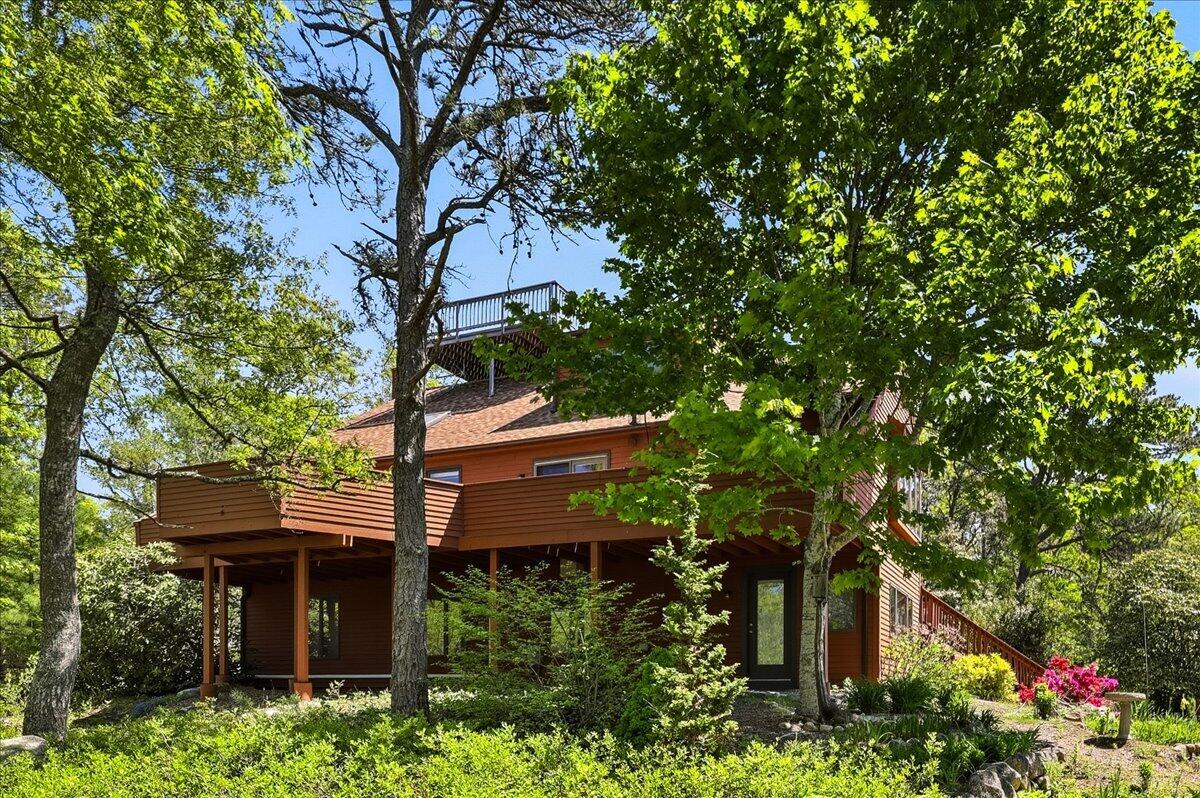 99 Rockledge Drive