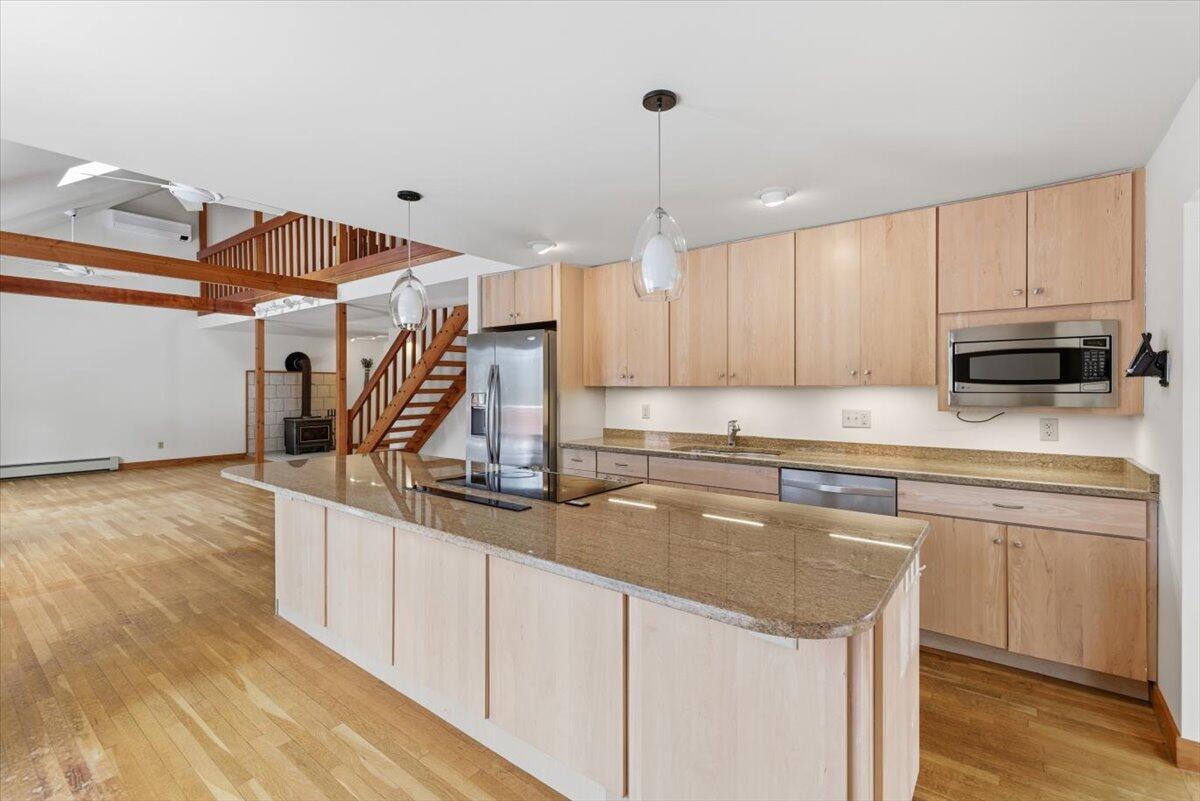 99 Rockledge Drive