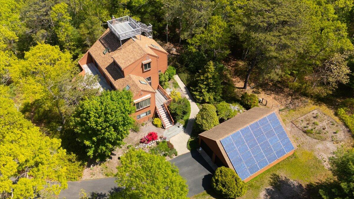 99 Rockledge Drive