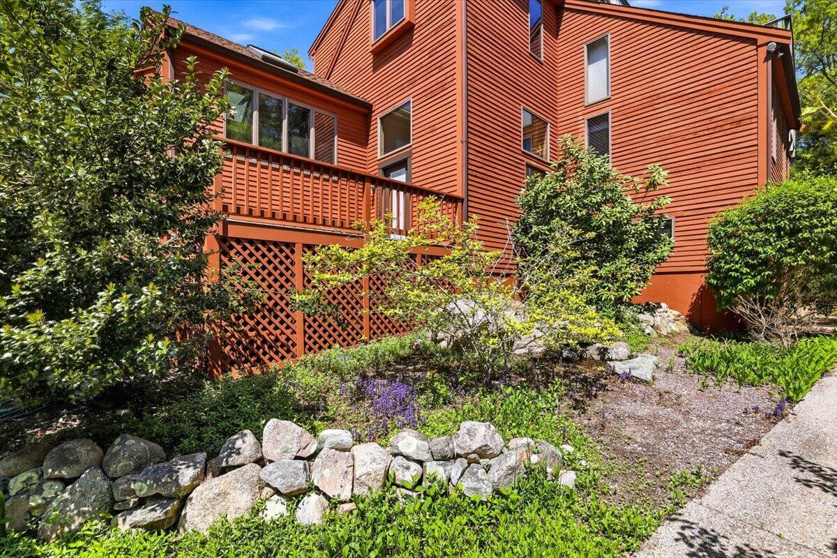 99 Rockledge Drive