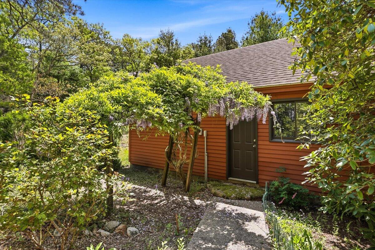 99 Rockledge Drive