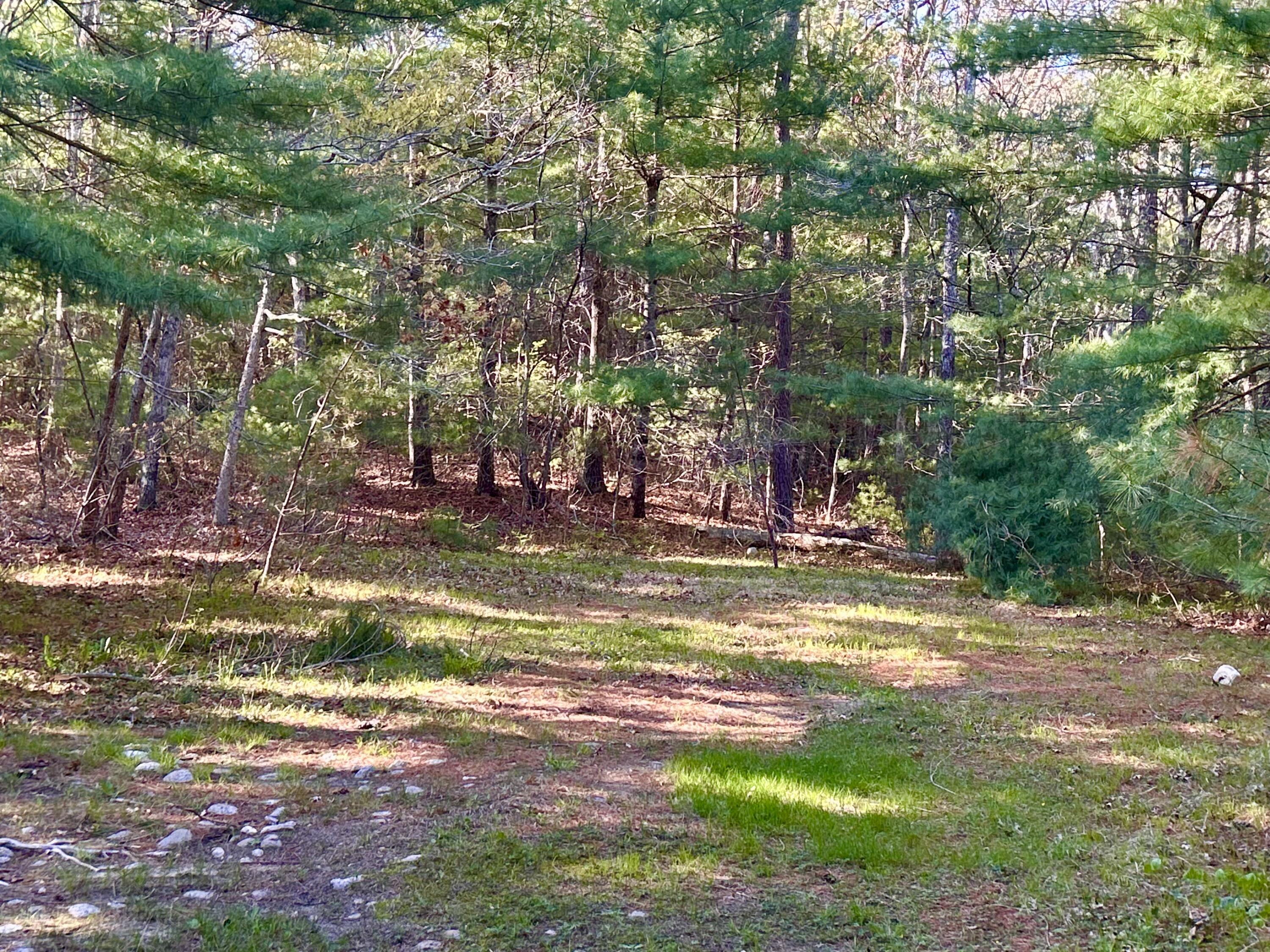 69 Happy Hollow Road