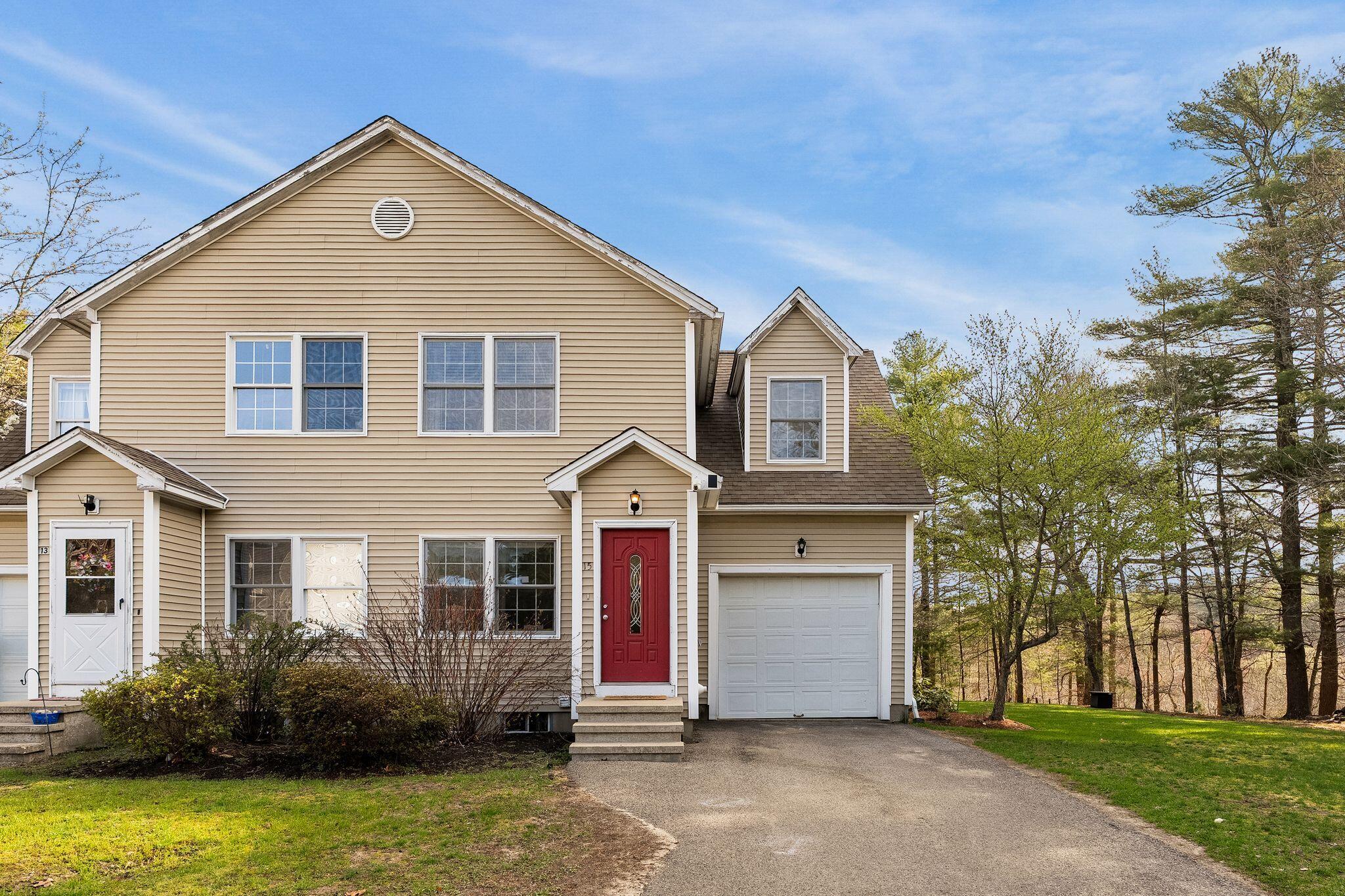 15 Carver Square Boulevard Unit: UNIT 15