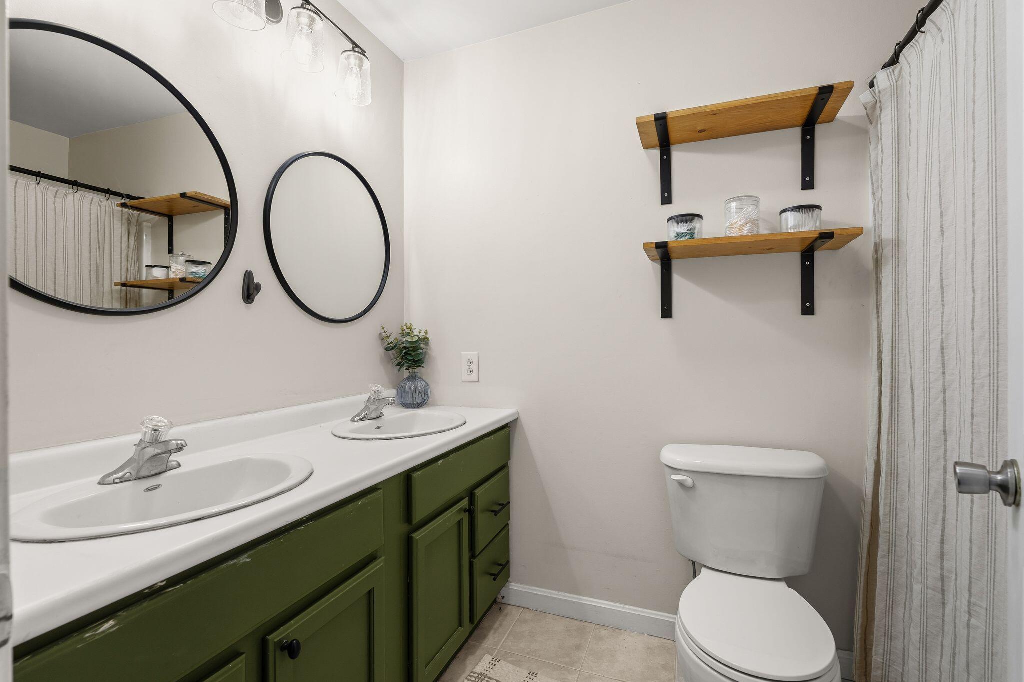 15 Carver Square Boulevard Unit: UNIT 15