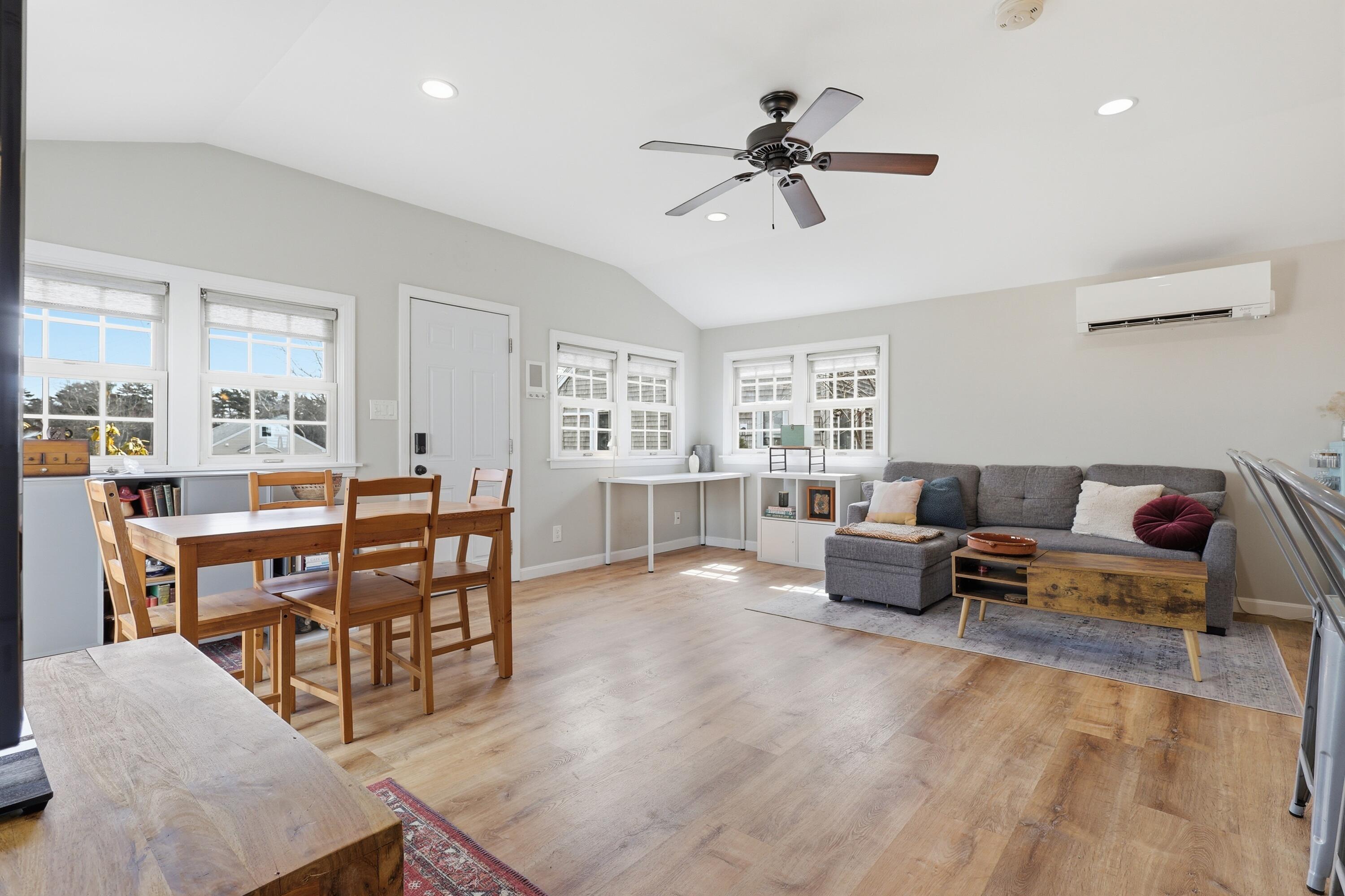 38 Agawam Lake Shore Drive