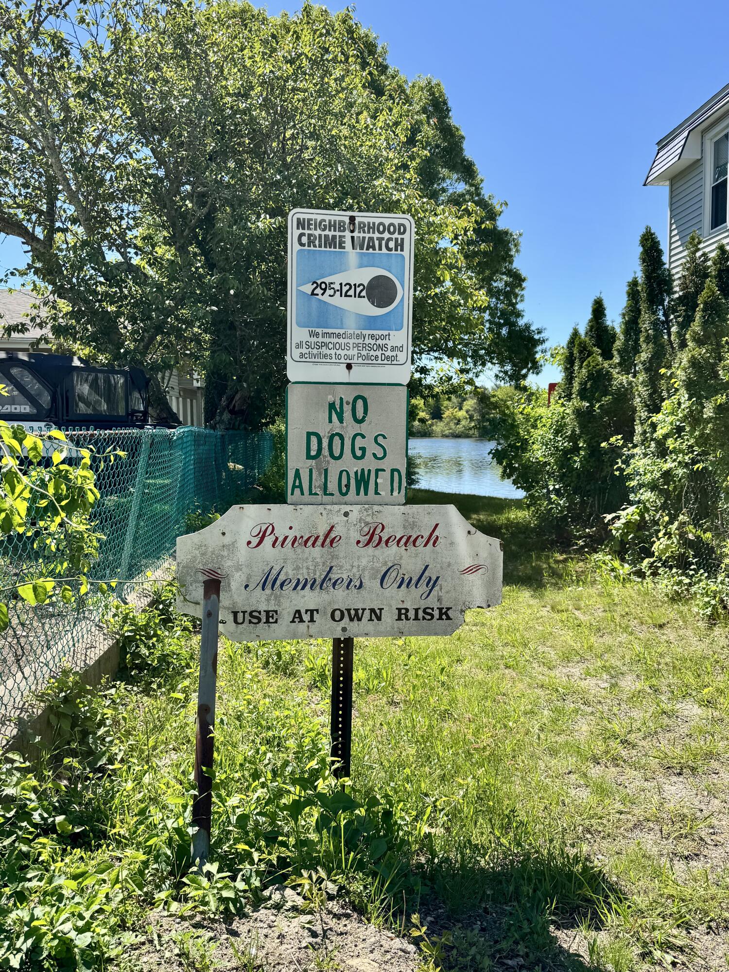 38 Agawam Lake Shore Drive