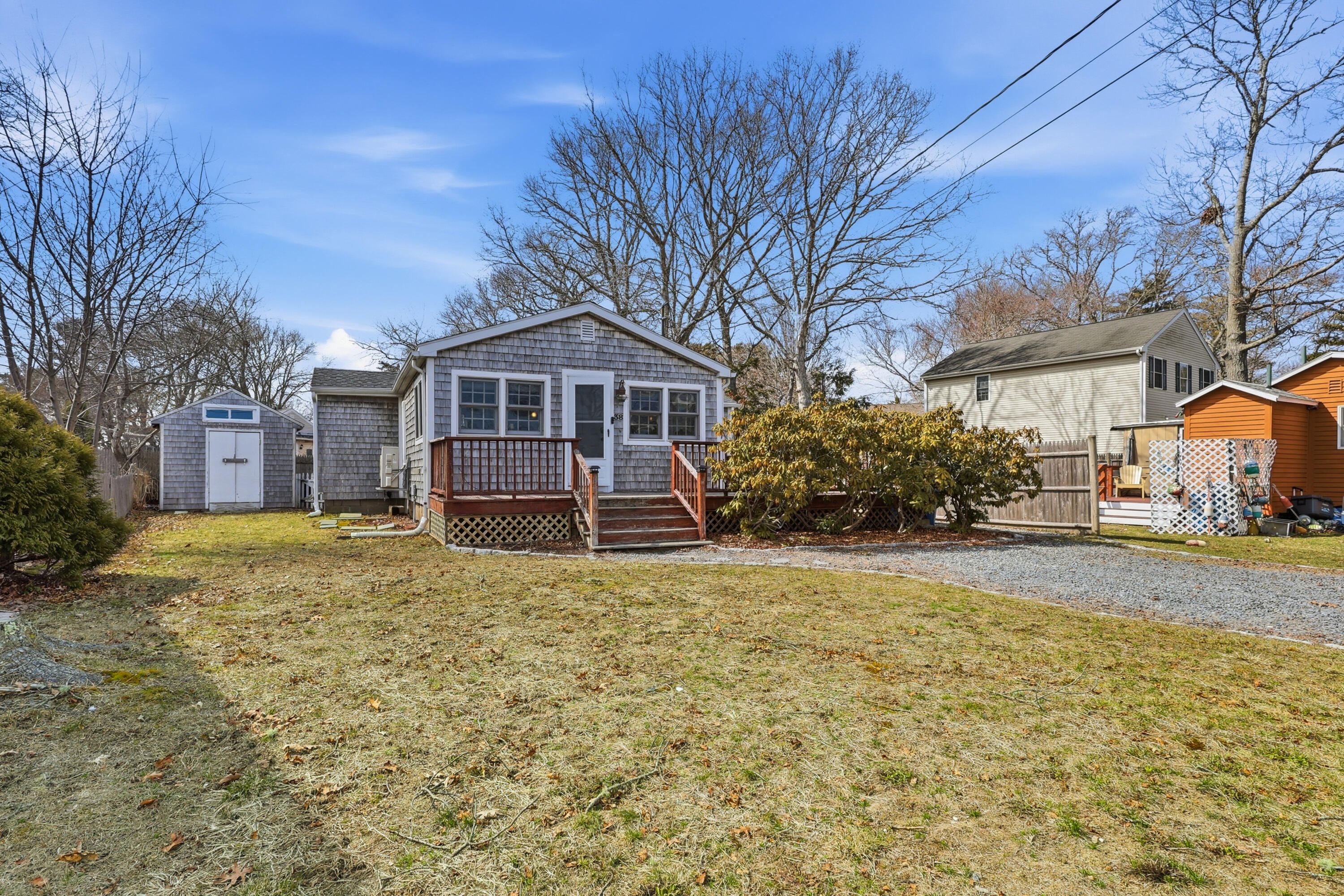 38 Agawam Lake Shore Drive