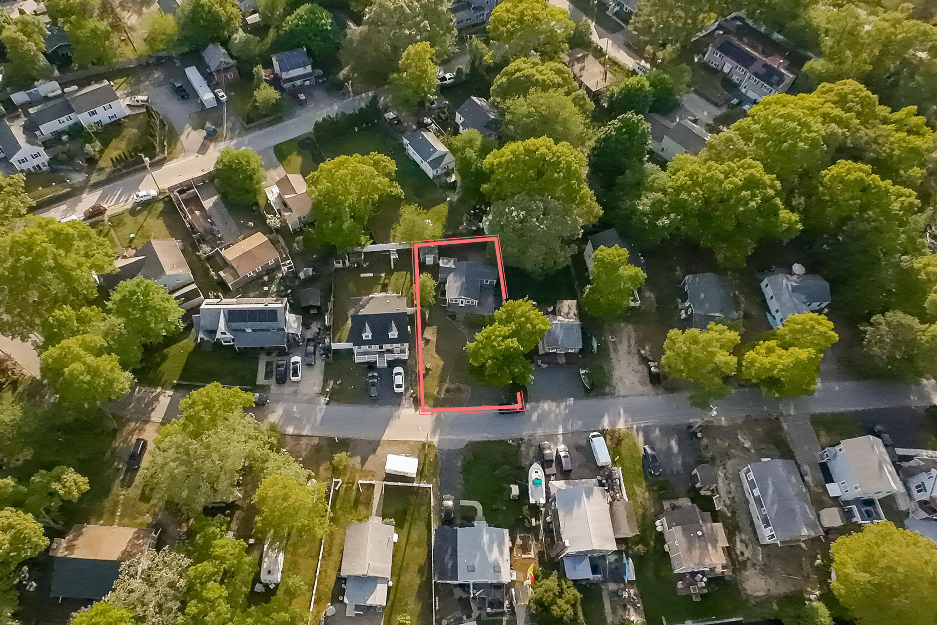 38 Agawam Lake Shore Drive