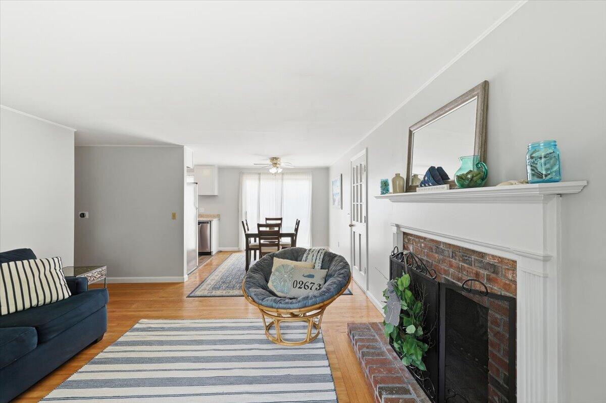 9 Deerfield Road