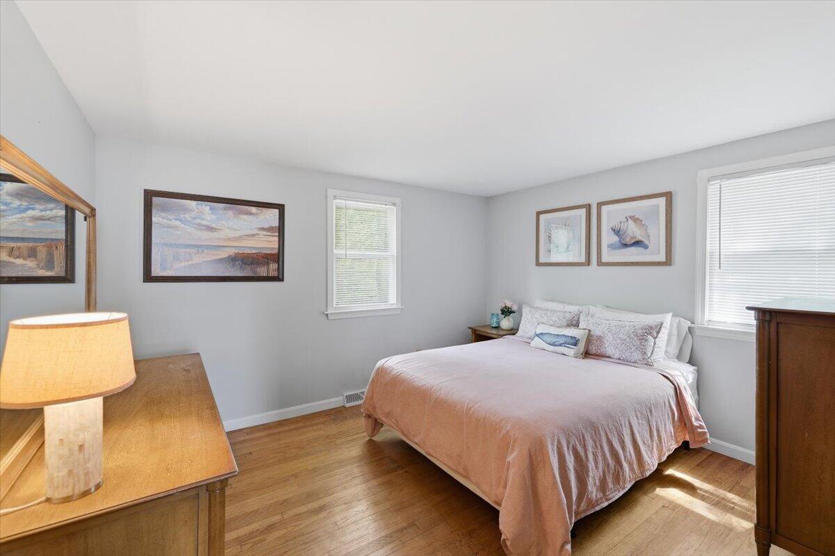 9 Deerfield Road