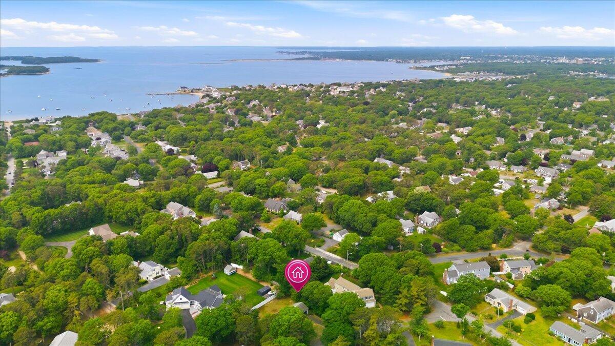 9 Deerfield Road