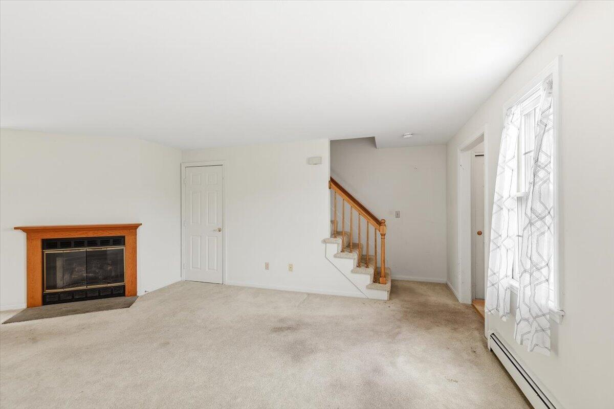 18 Woodview Drive UNIT 8C
