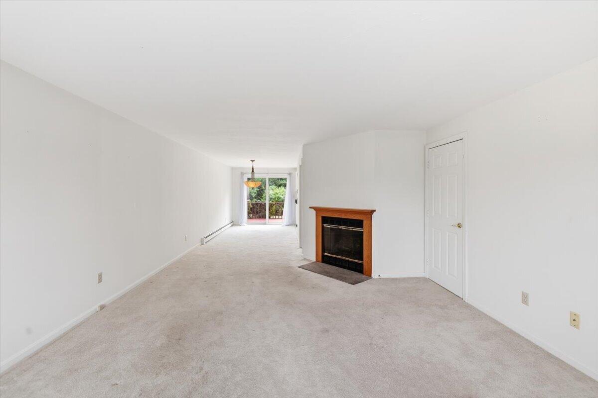 18 Woodview Drive UNIT 8C