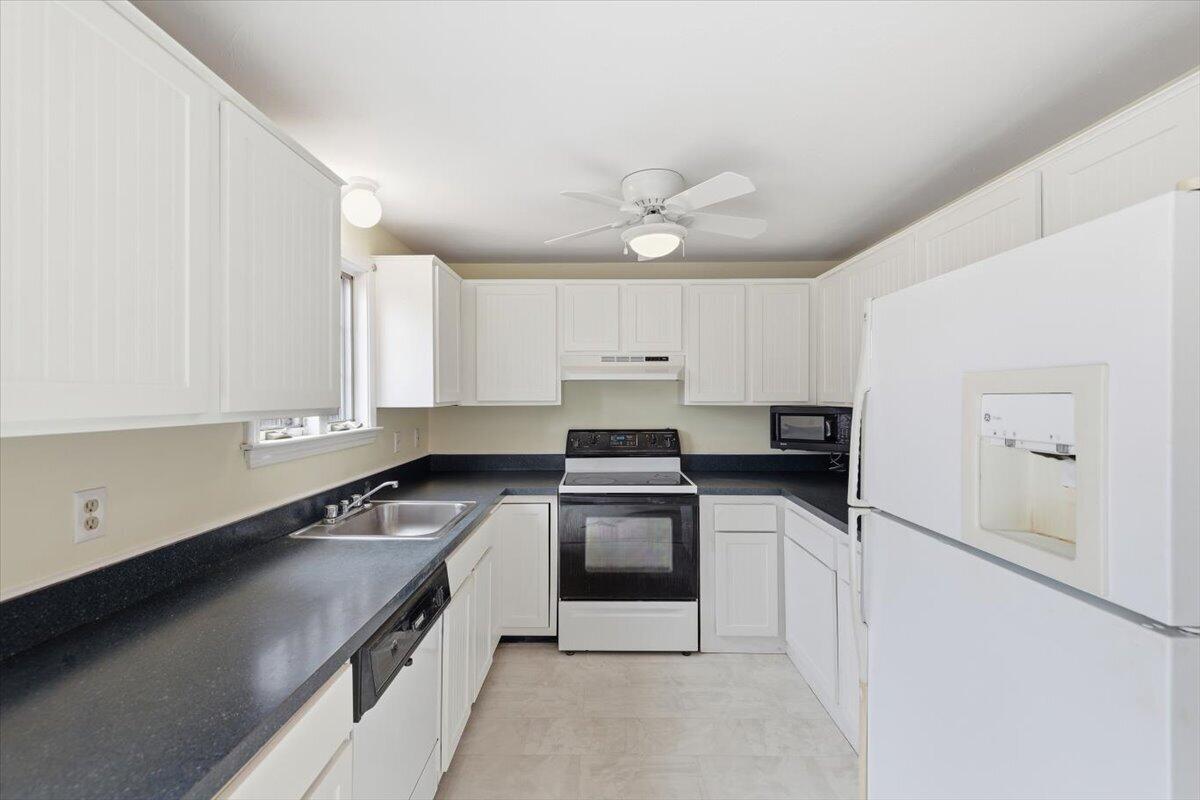 18 Woodview Drive UNIT 8C