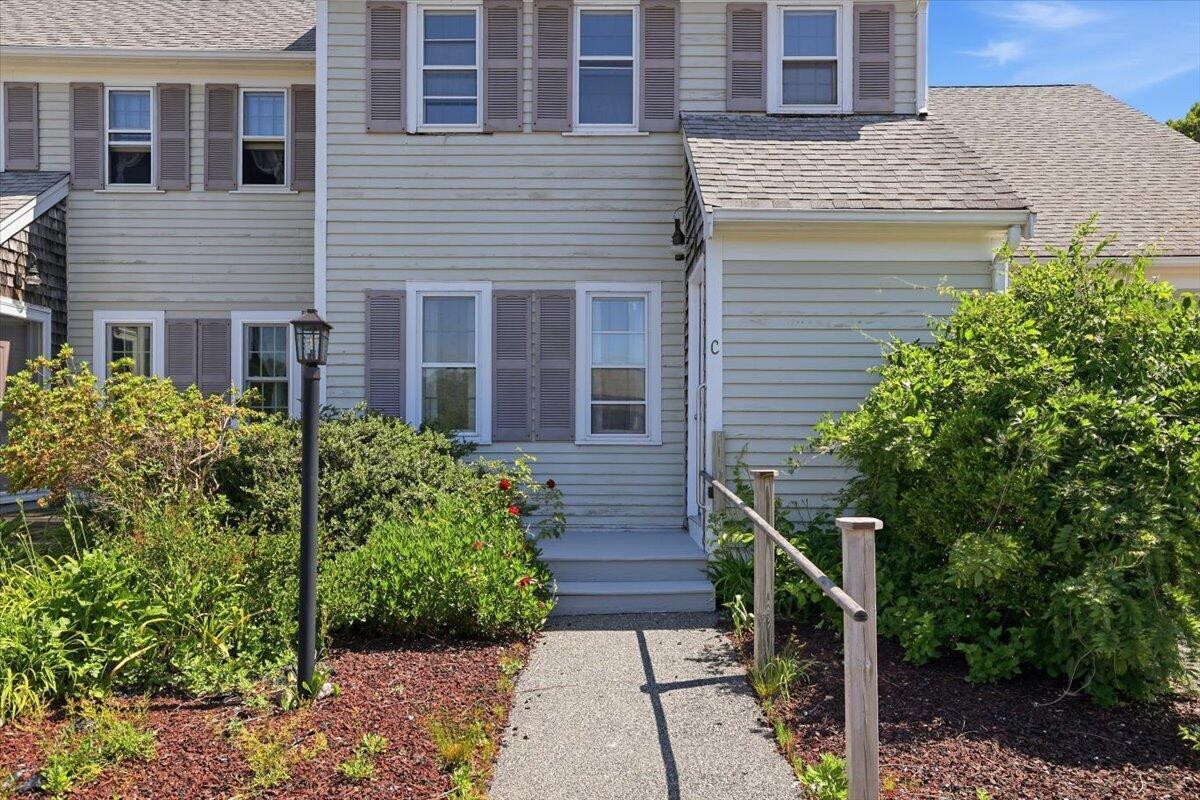 18 Woodview Drive UNIT 8C