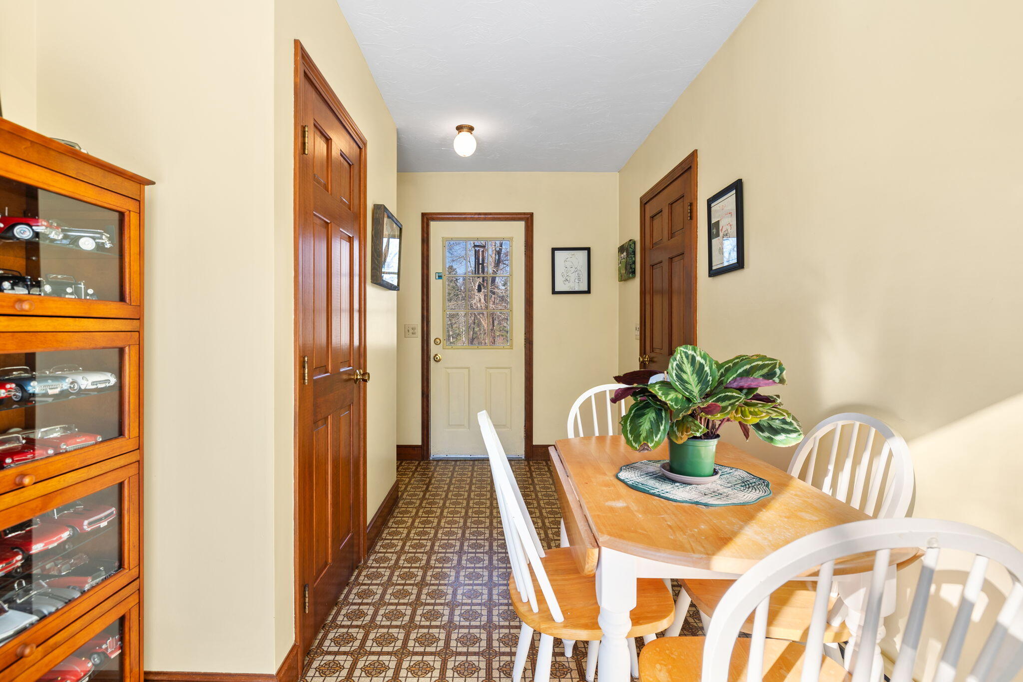 25 Indian Pond Road