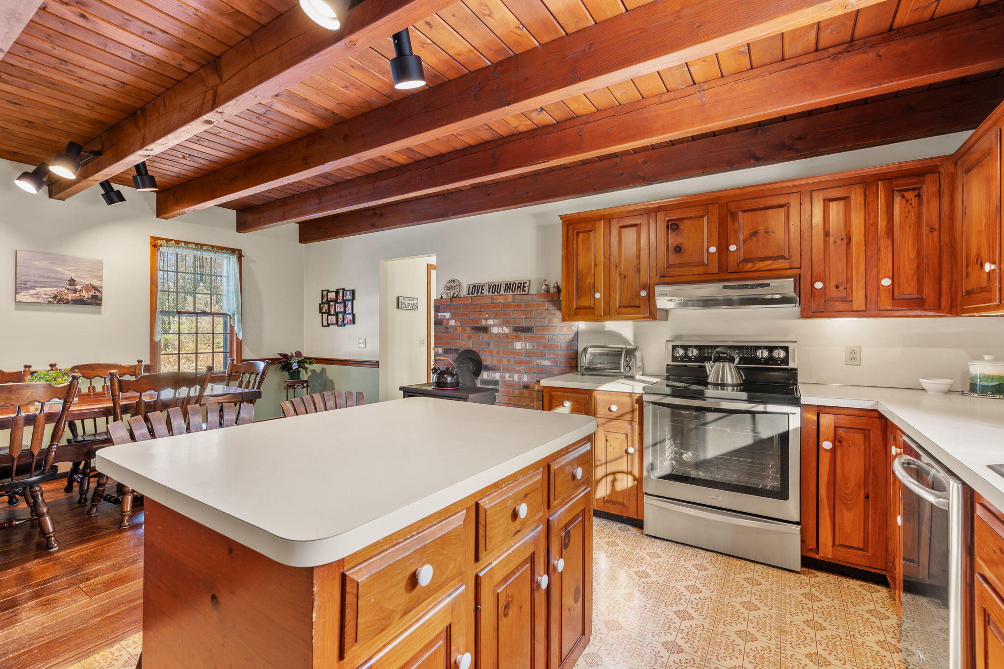 25 Indian Pond Road