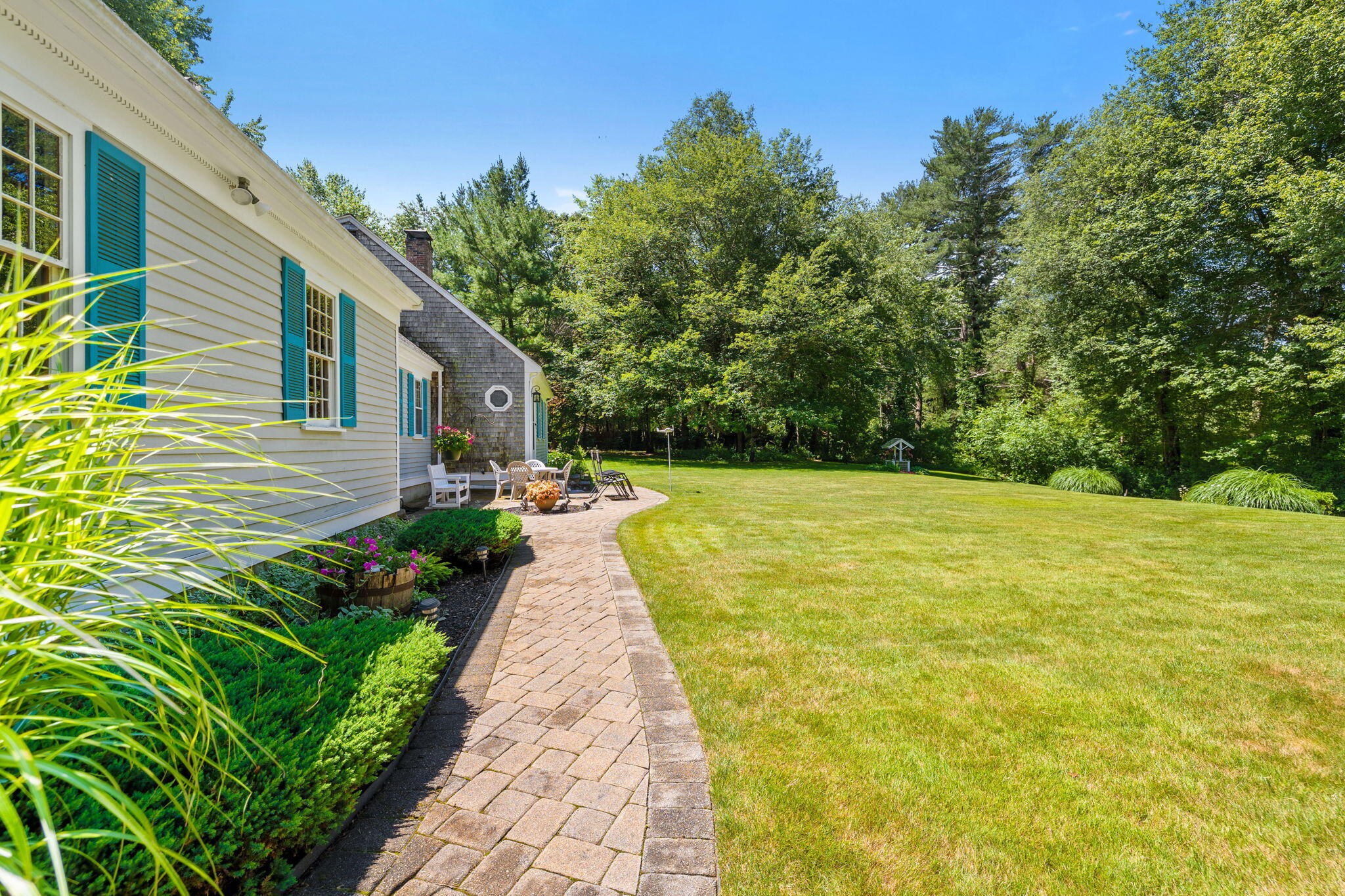 25 Indian Pond Road