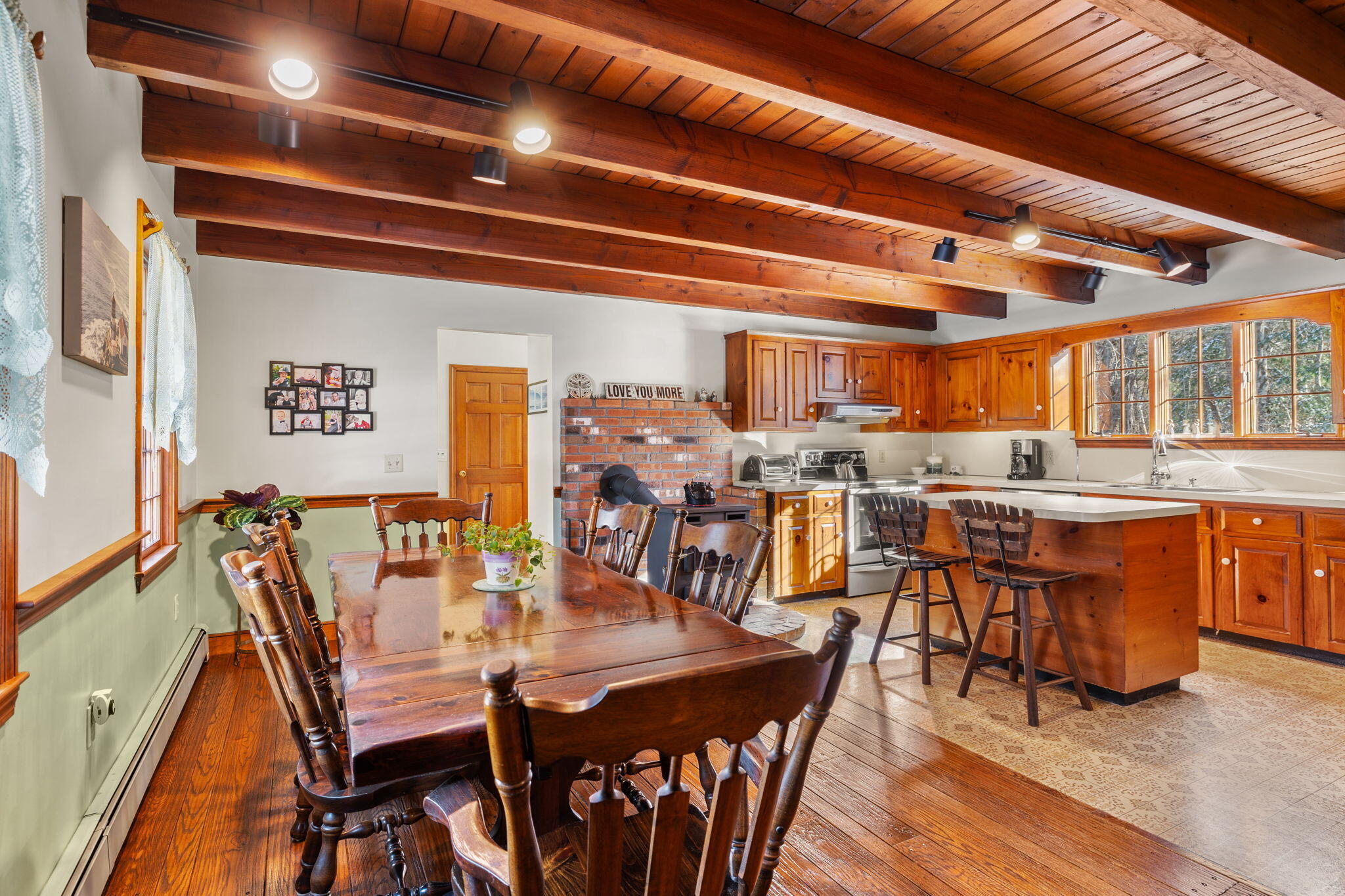 25 Indian Pond Road