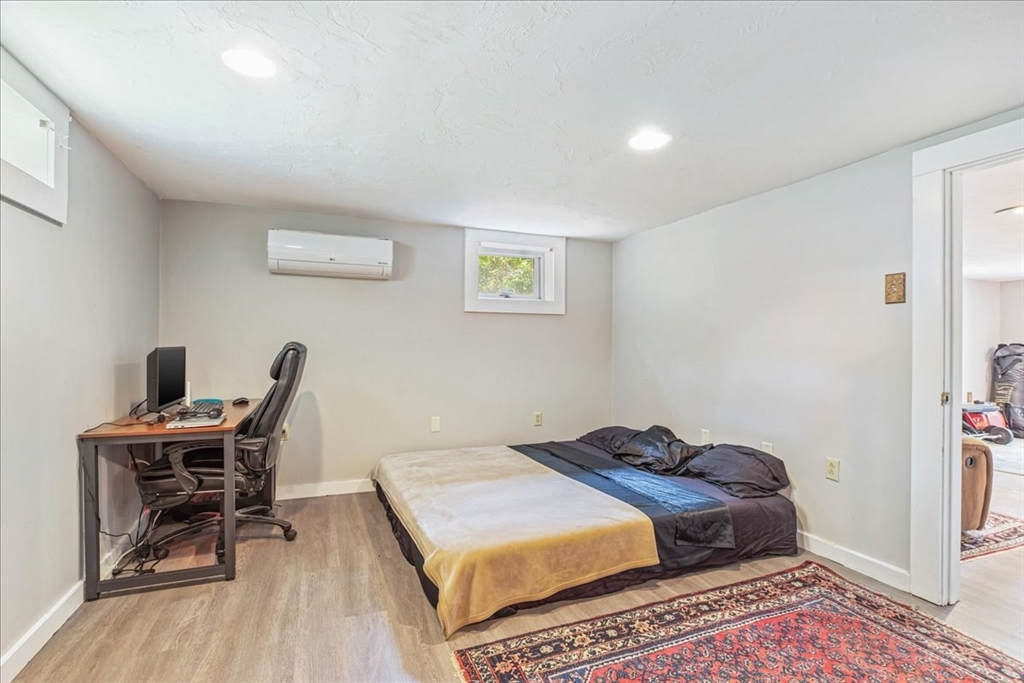270 Franklin St