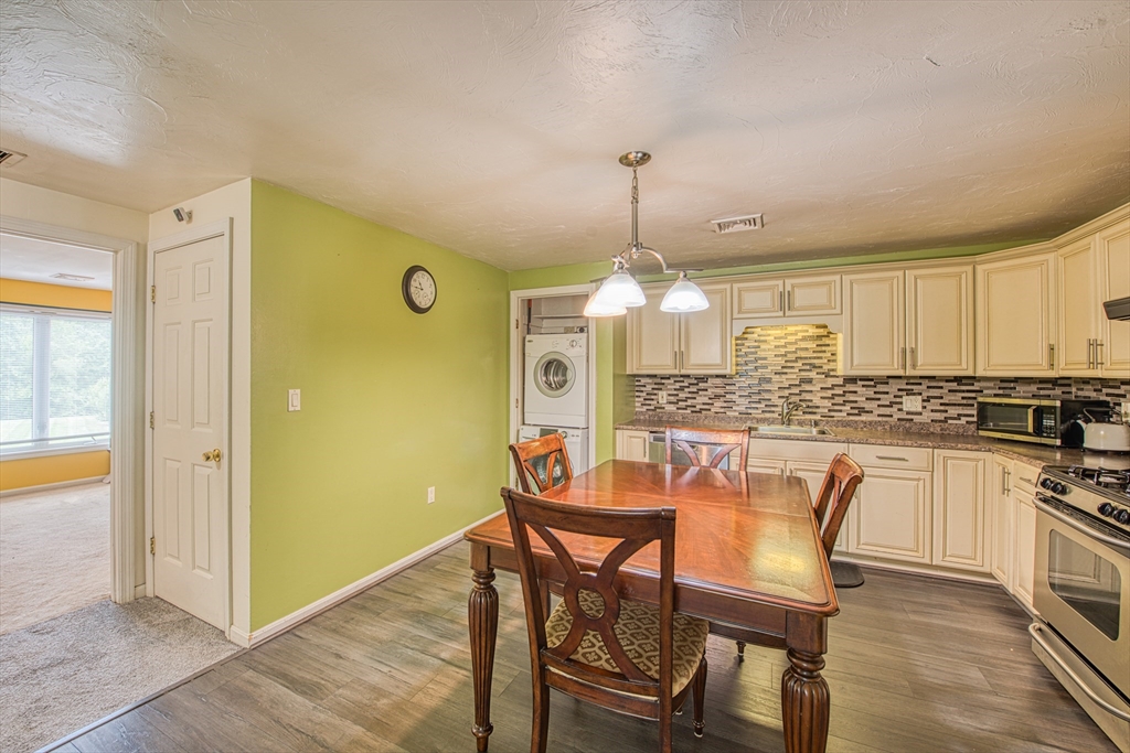 144 Hart Street # 15