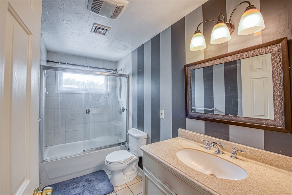 144 Hart Street # 15