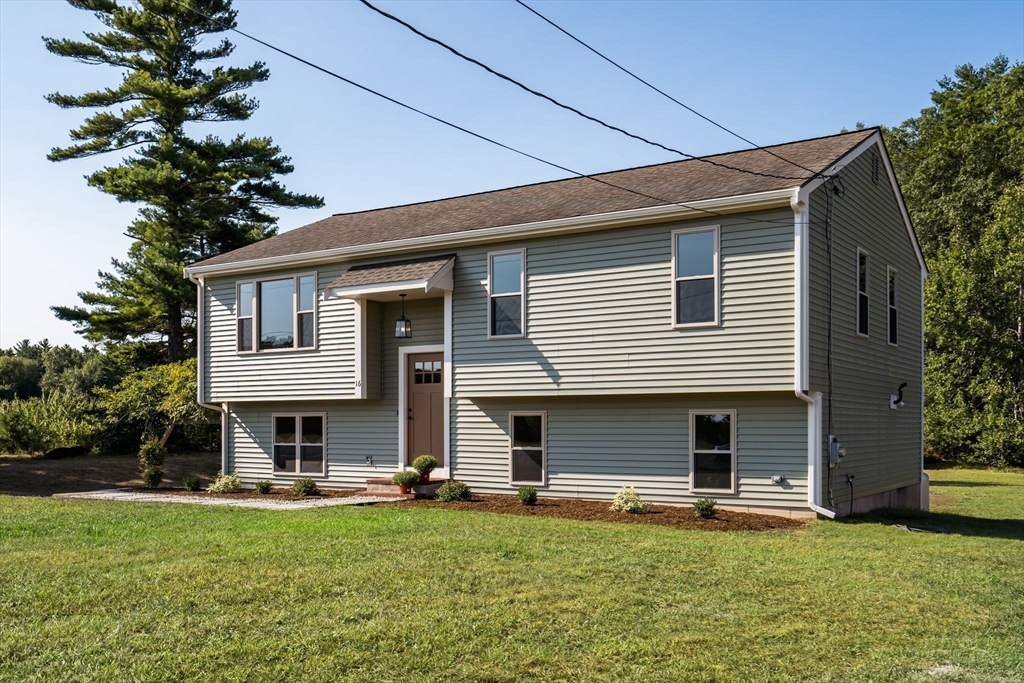 16 Pine St