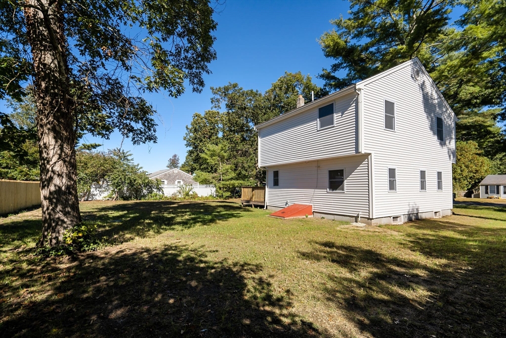 22 Cedar Dr