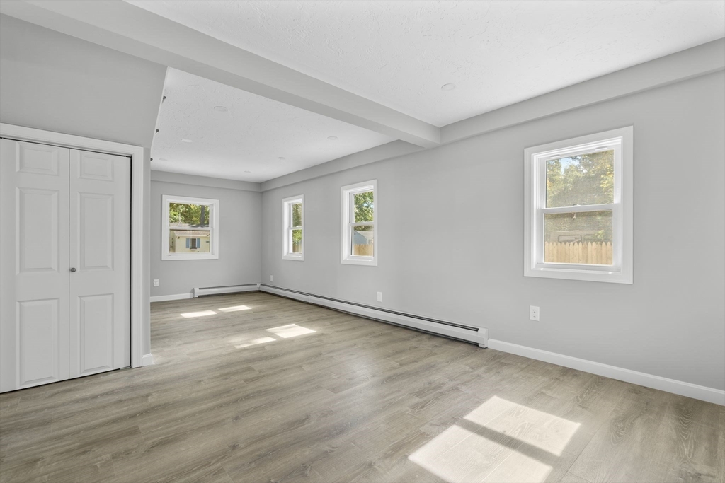22 Cedar Dr